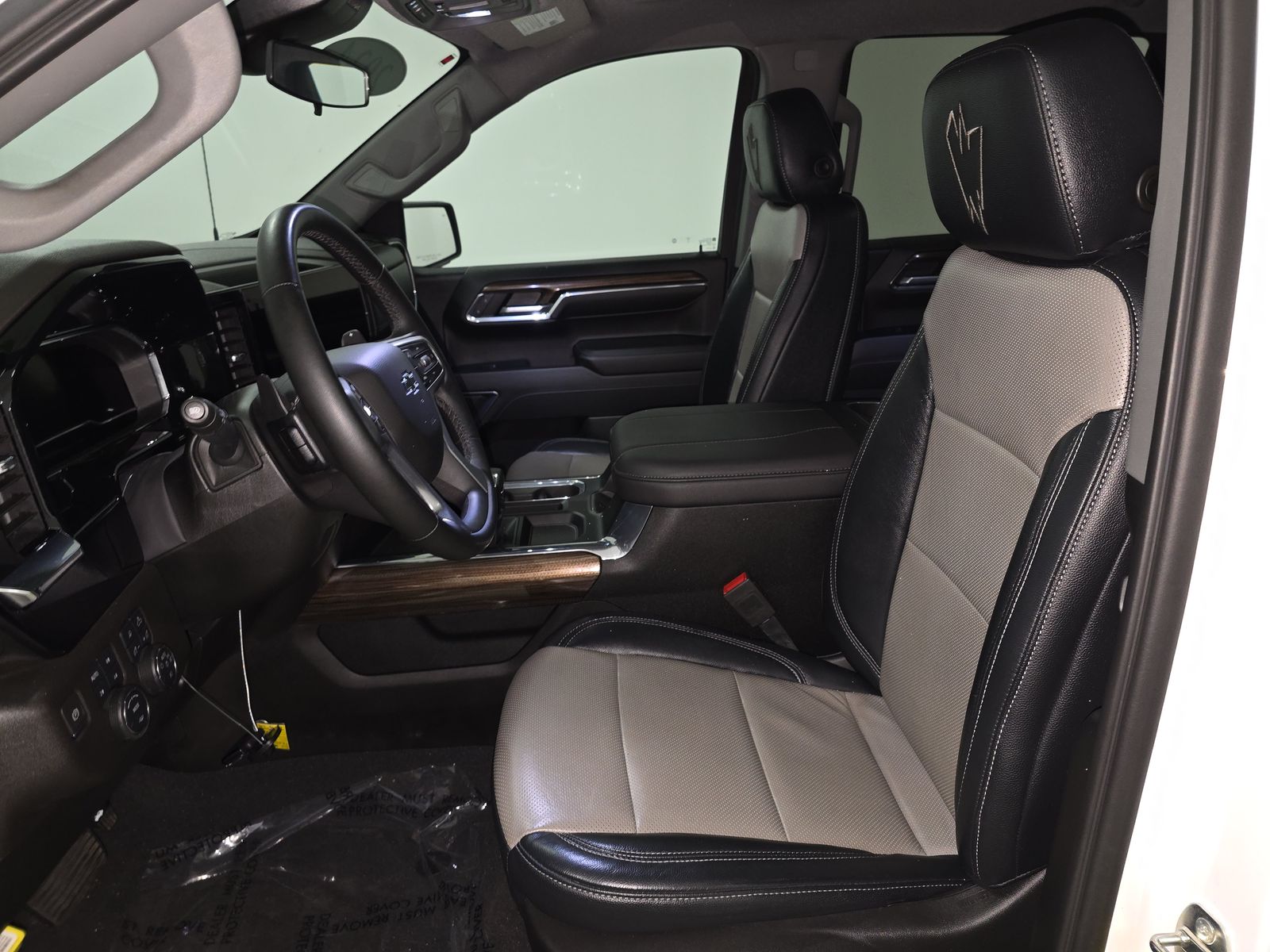 2024 Chevrolet Silverado 1500 RST AWD