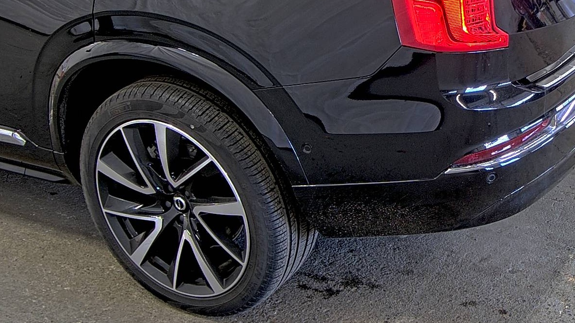 2024 Volvo XC90 B5 Plus AWD