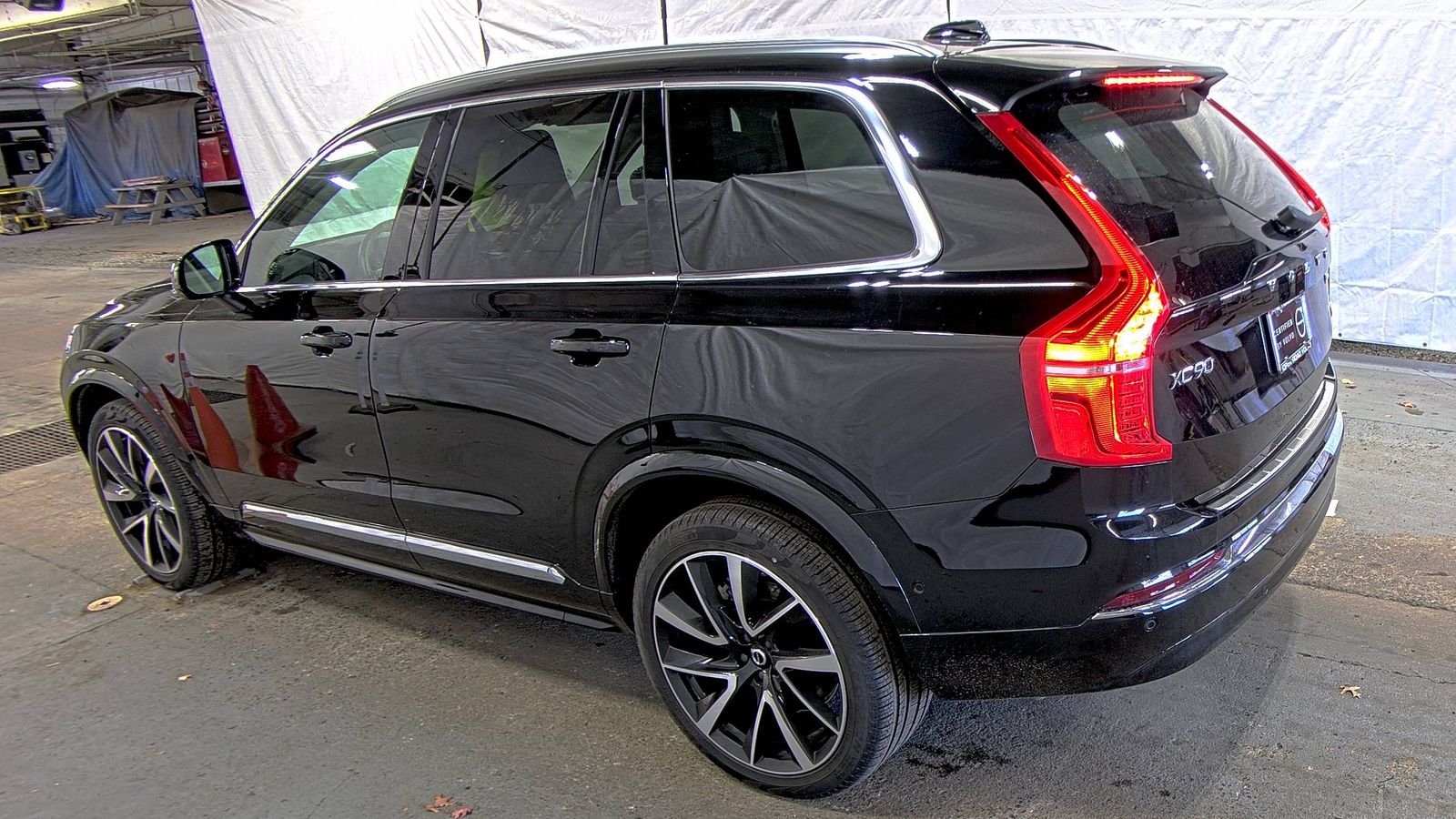 2024 Volvo XC90 B5 Plus AWD