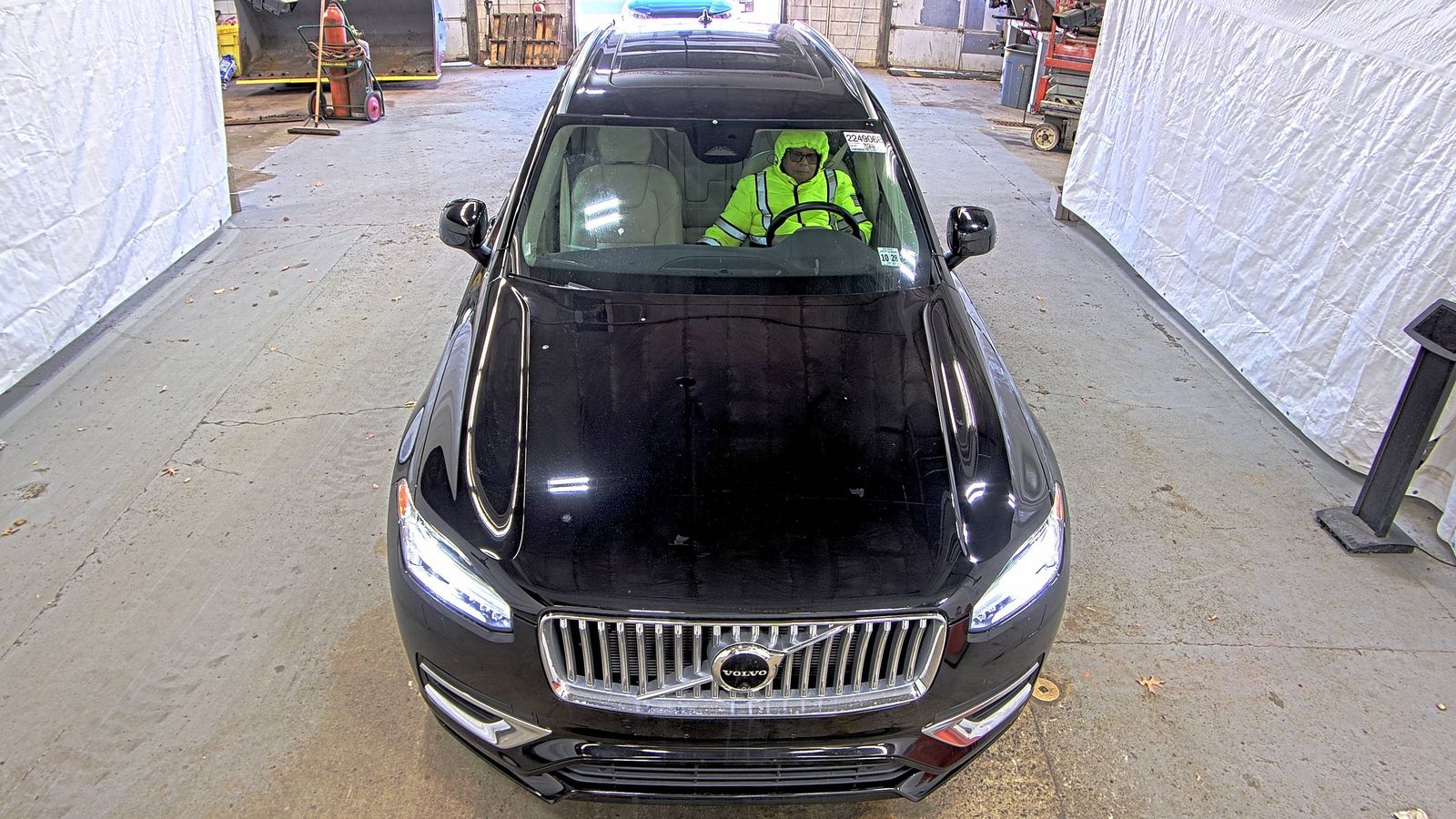 2024 Volvo XC90 B5 Plus AWD