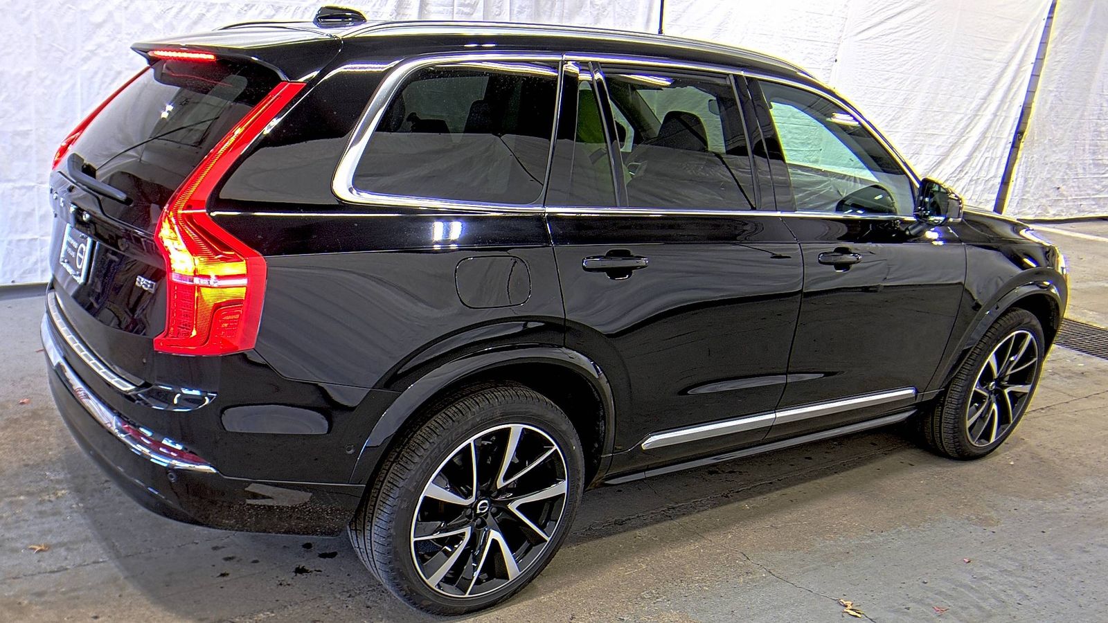 2024 Volvo XC90 B5 Plus AWD