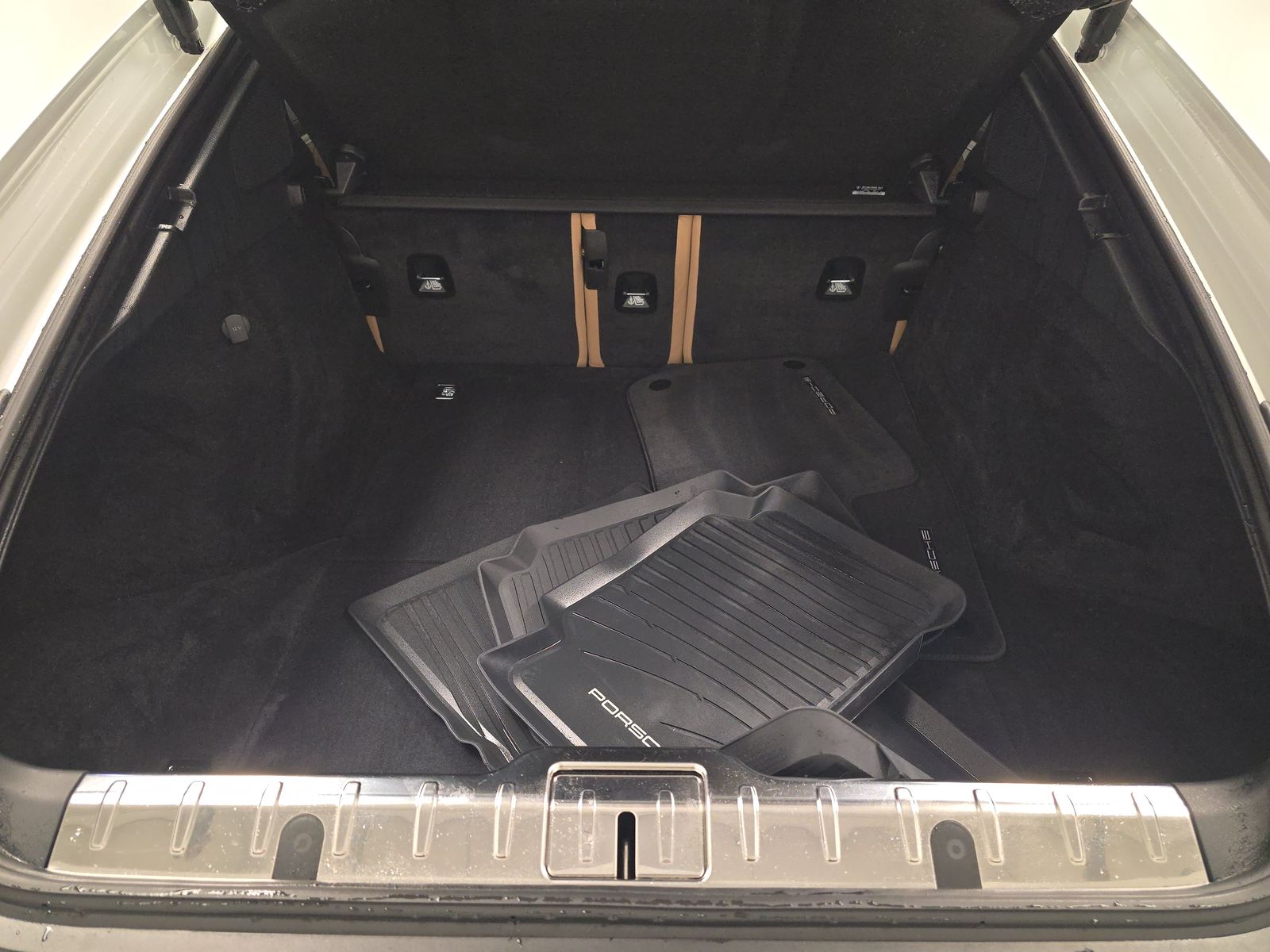 2023 Porsche Panamera Platinum Edition RWD