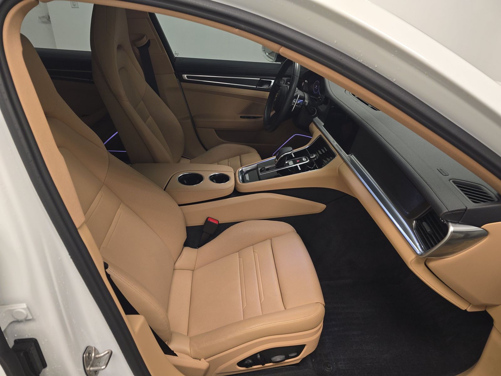 2023 Porsche Panamera Platinum Edition RWD