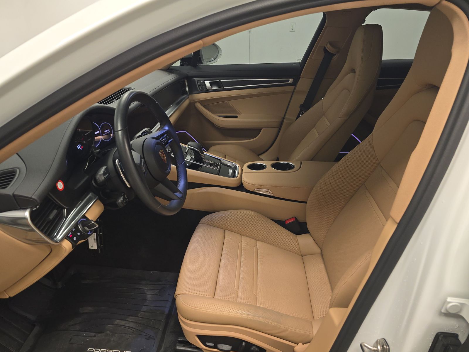 2023 Porsche Panamera Platinum Edition RWD