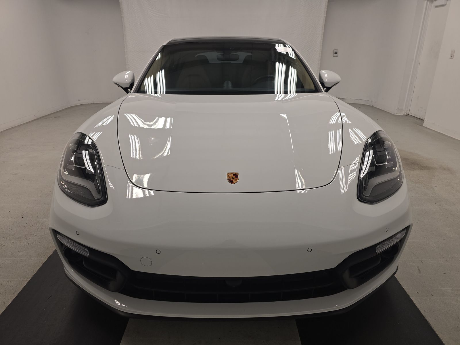 2023 Porsche Panamera Platinum Edition RWD