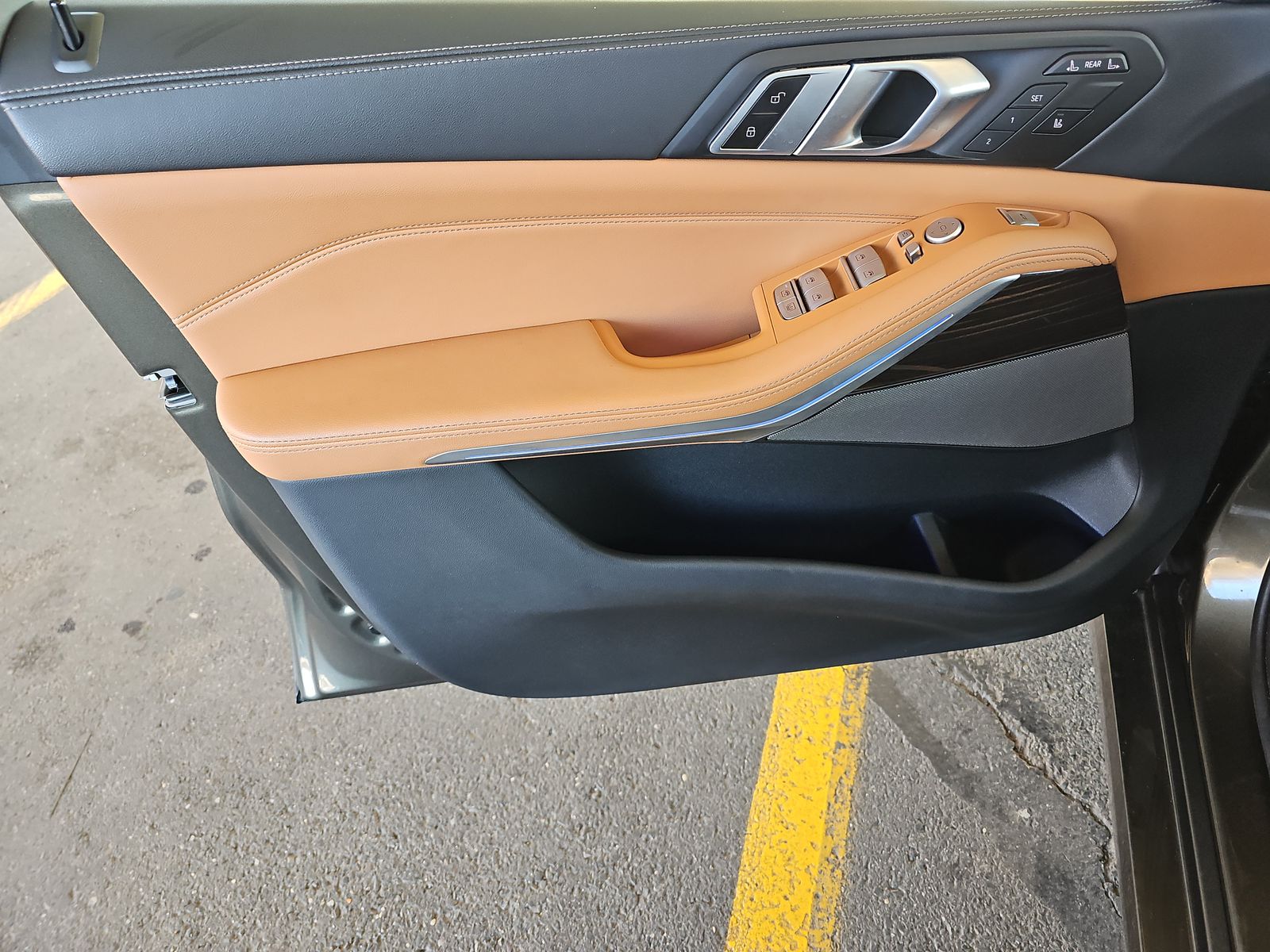 2024 BMW X7 xDrive40i AWD