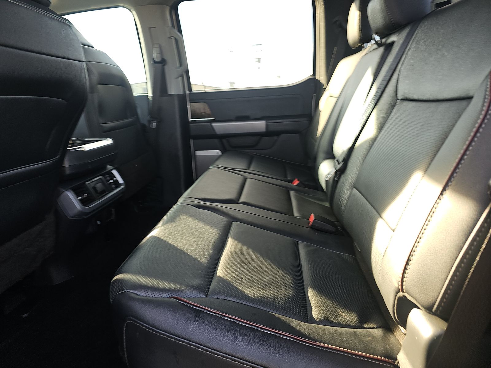 2023 Ford F-150 Lariat AWD