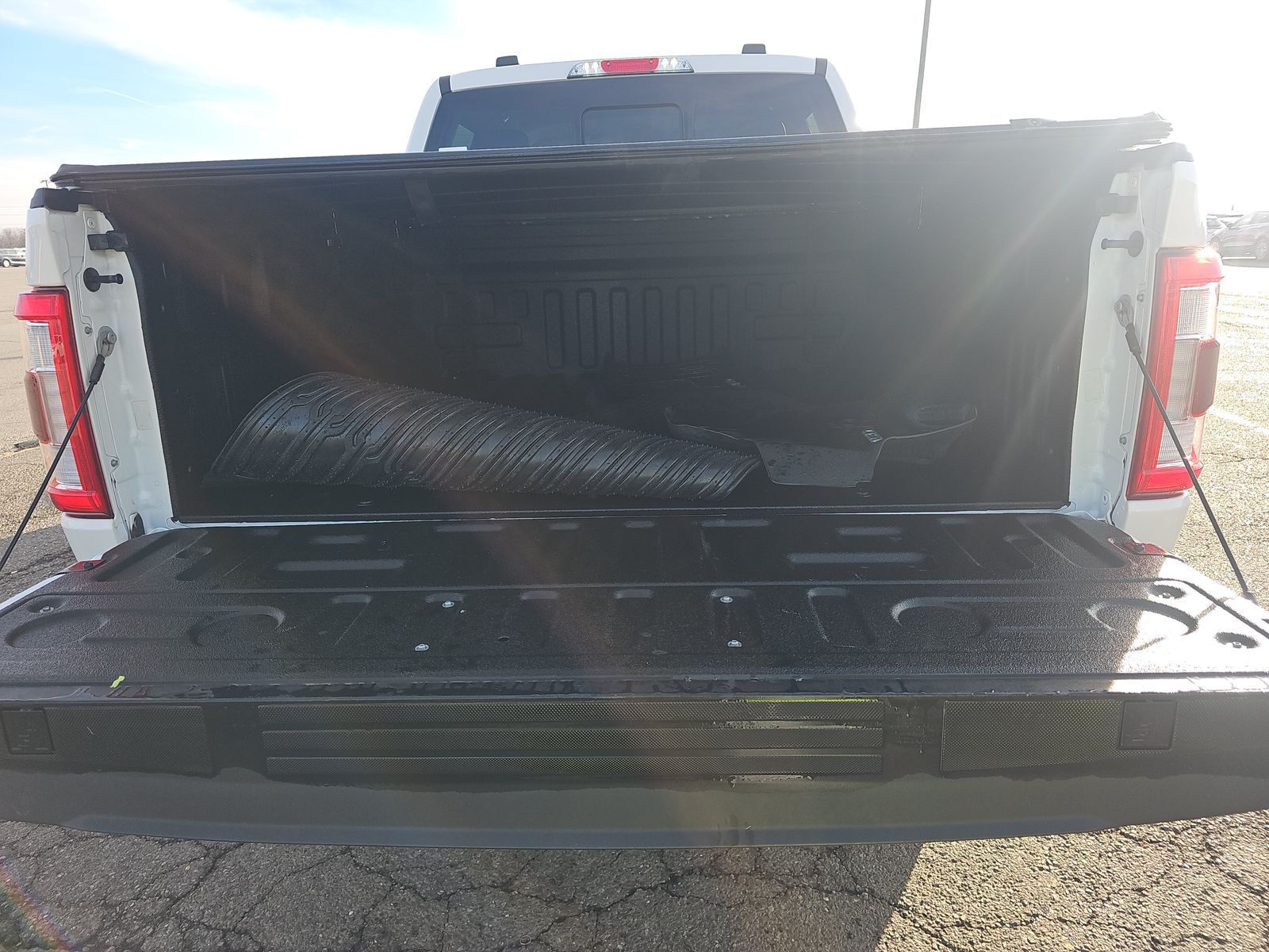 2023 Ford F-150 Lariat AWD