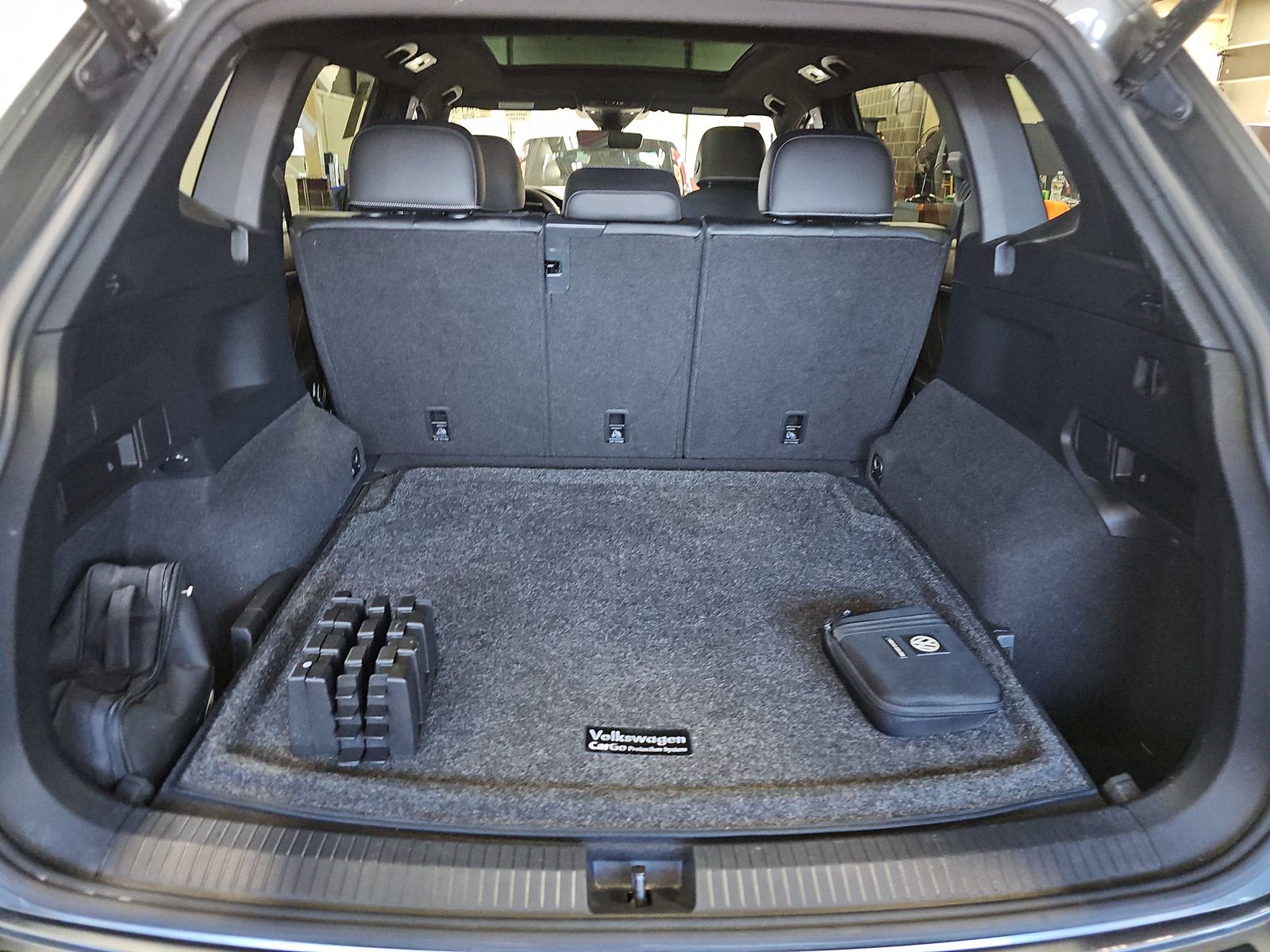 2022 Volkswagen Tiguan 2.0T SE R-Line Black AWD