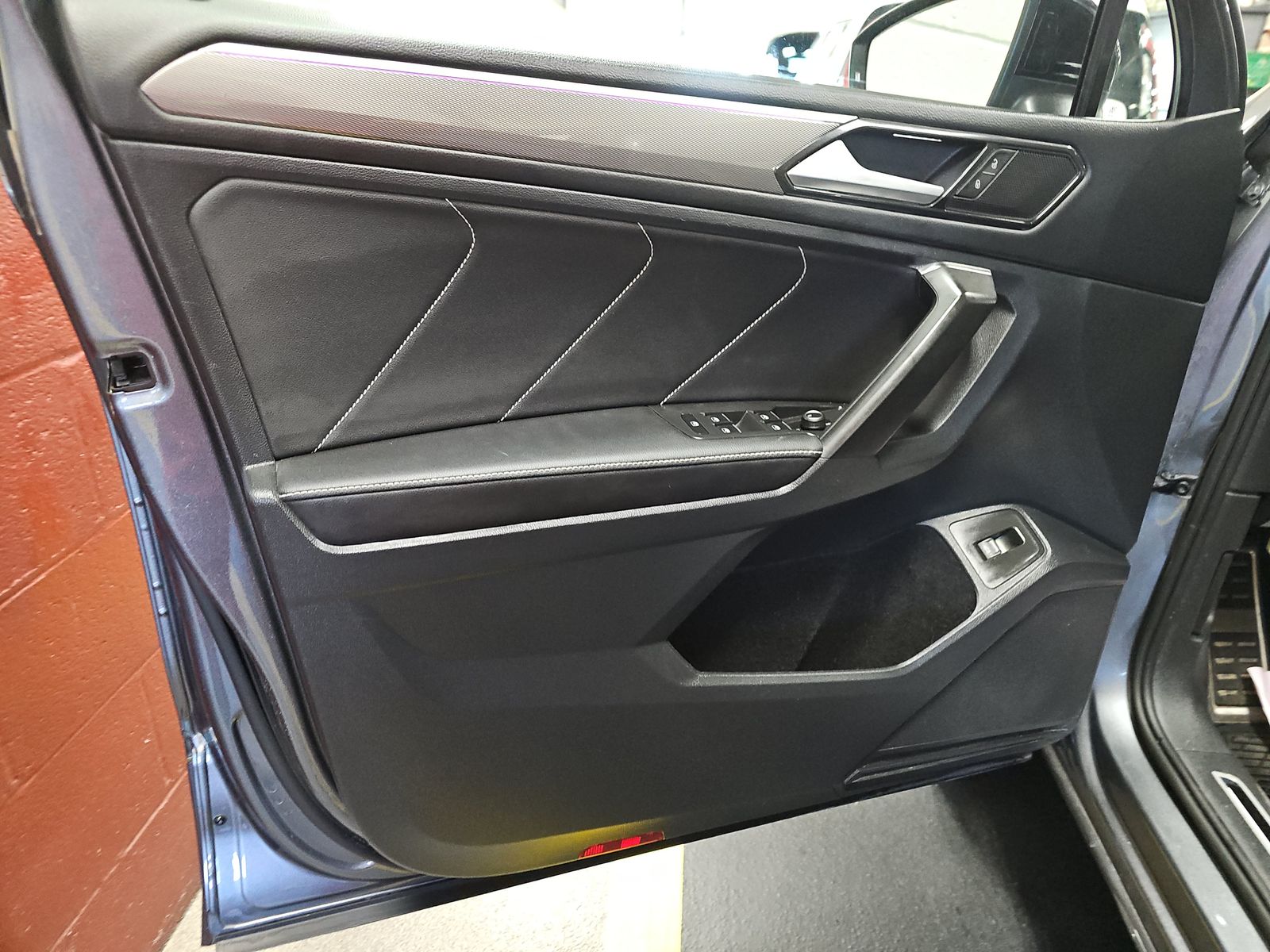 2022 Volkswagen Tiguan 2.0T SE R-Line Black AWD