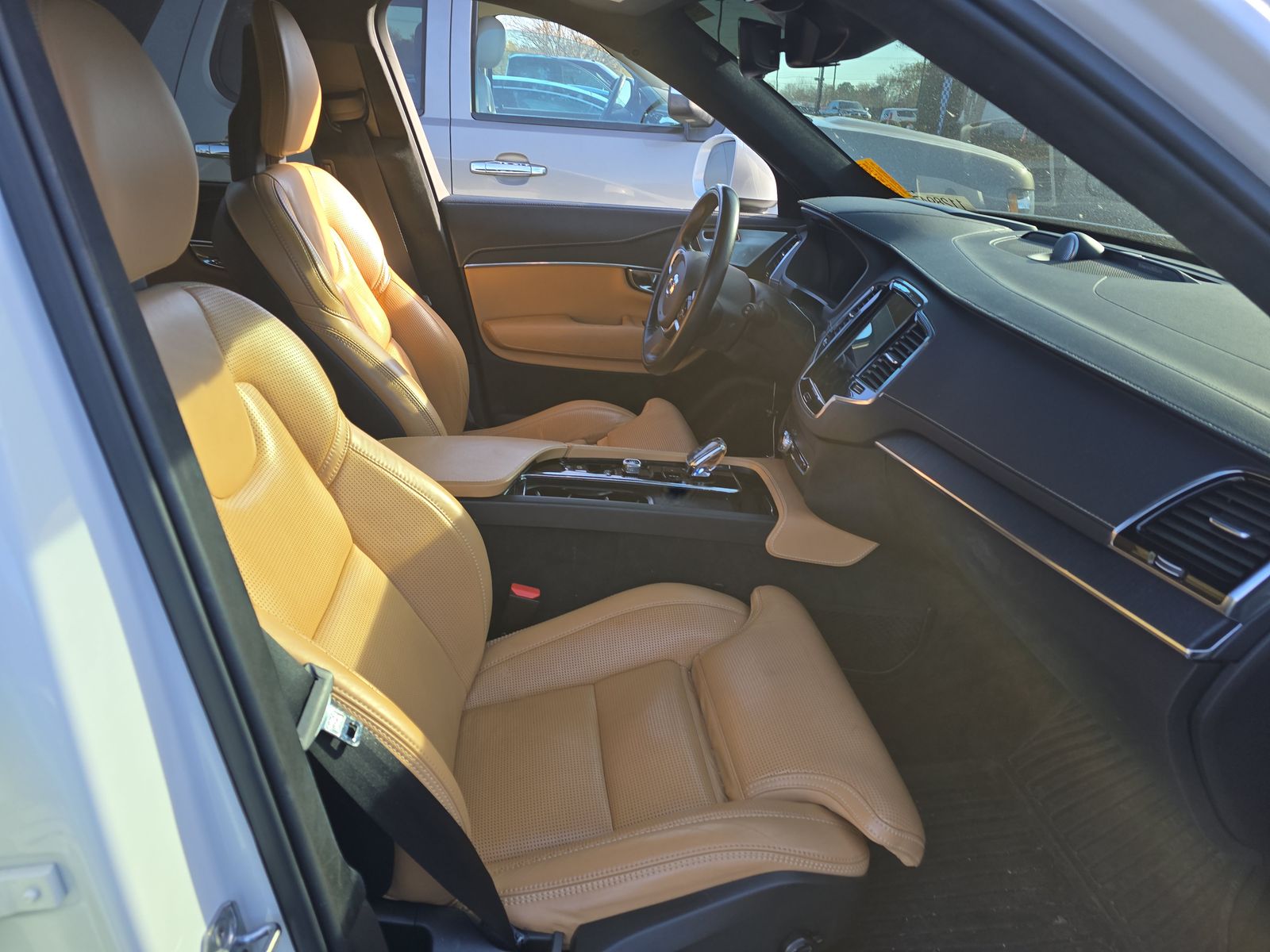 2021 Volvo XC90 Recharge T8 Inscription AWD