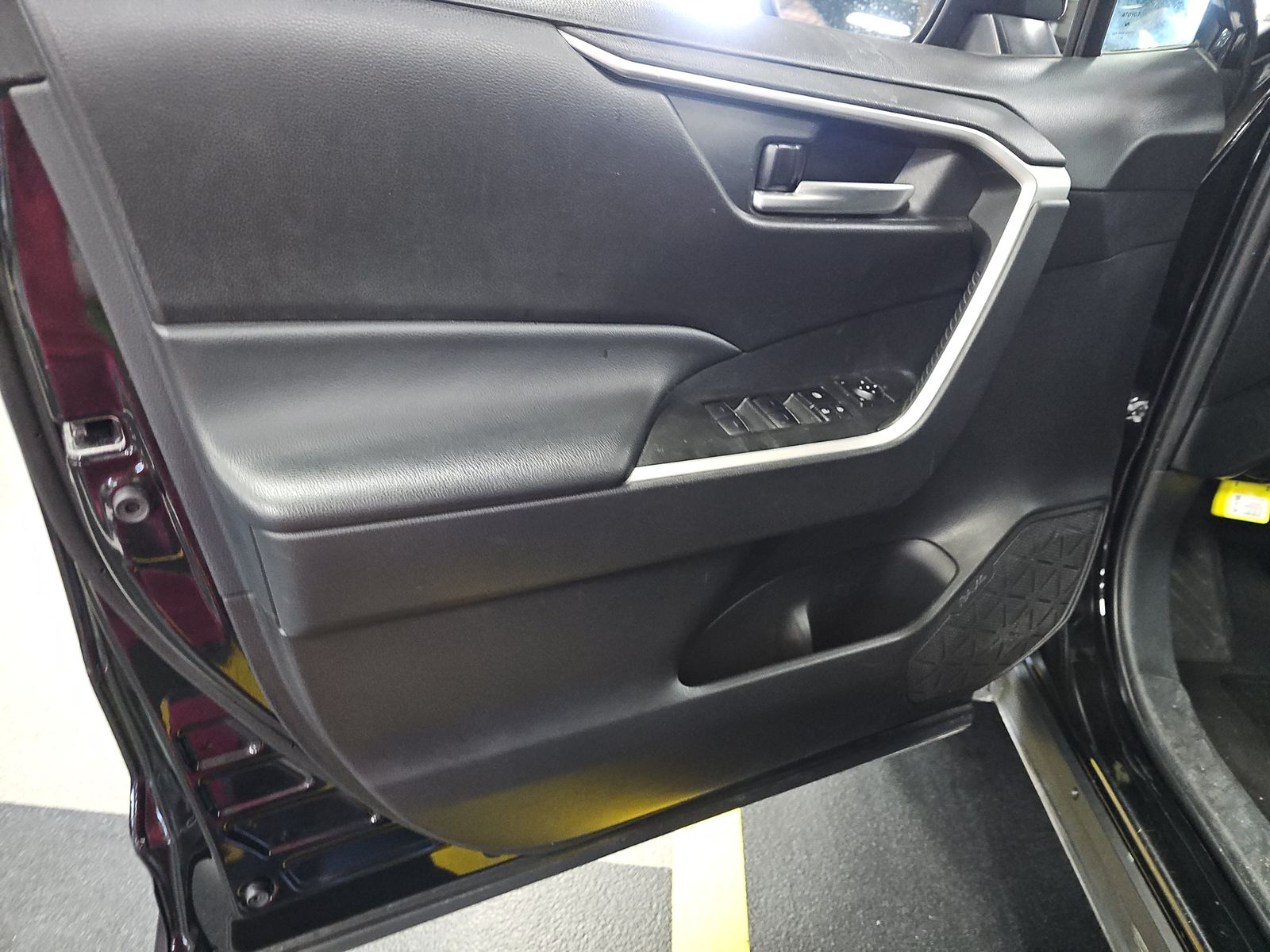 2023 Toyota RAV4 XLE FWD