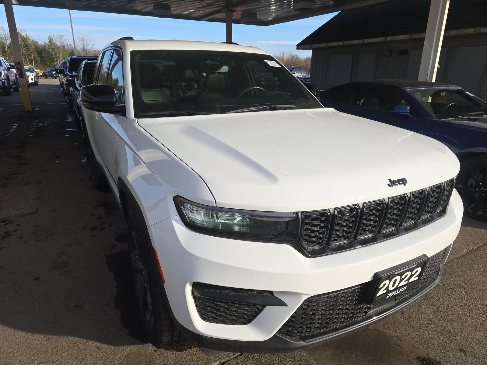 2022 Jeep Grand Cherokee Altitude AWD