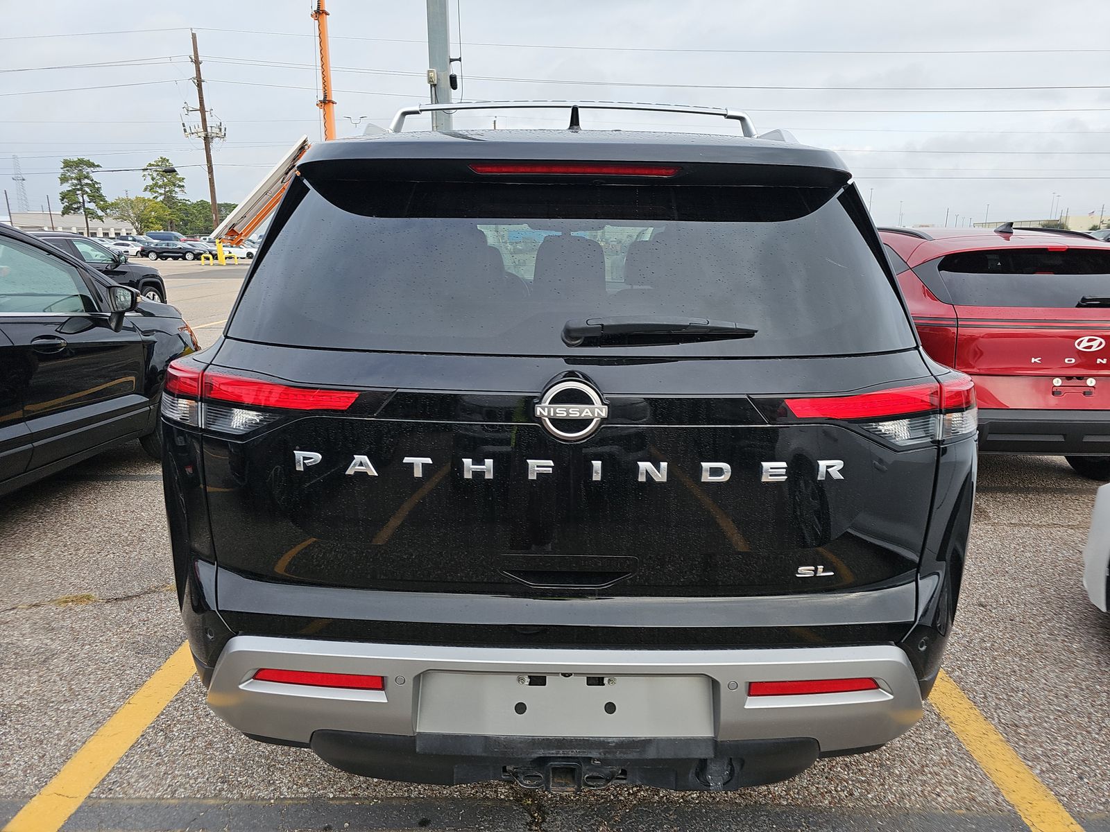 2022 Nissan Pathfinder SL FWD