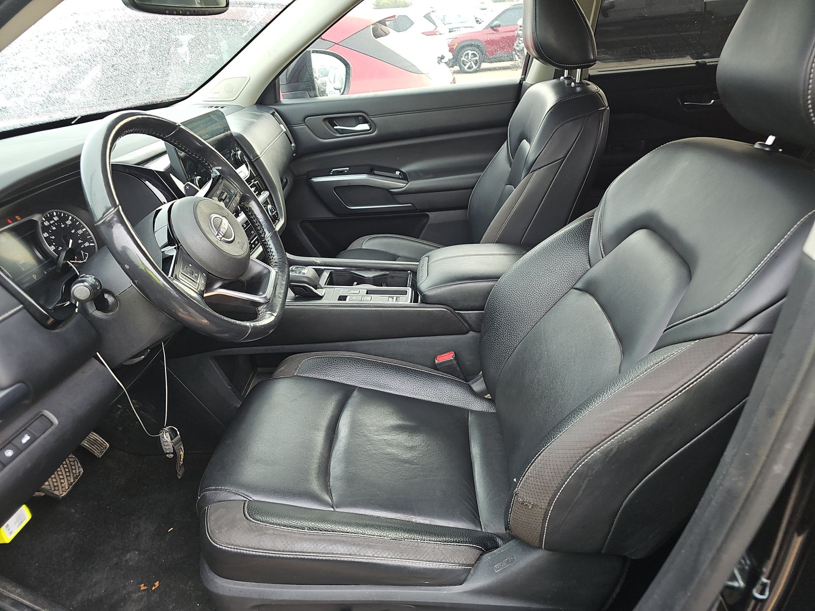 2022 Nissan Pathfinder SL FWD