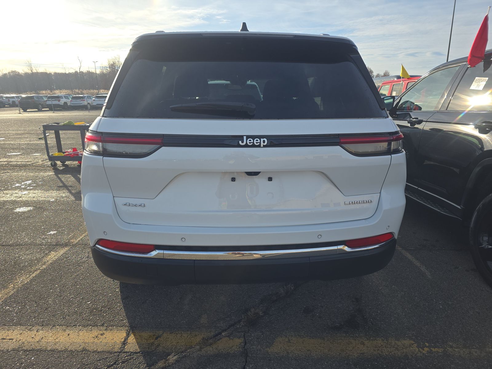 2024 Jeep Grand Cherokee Laredo AWD