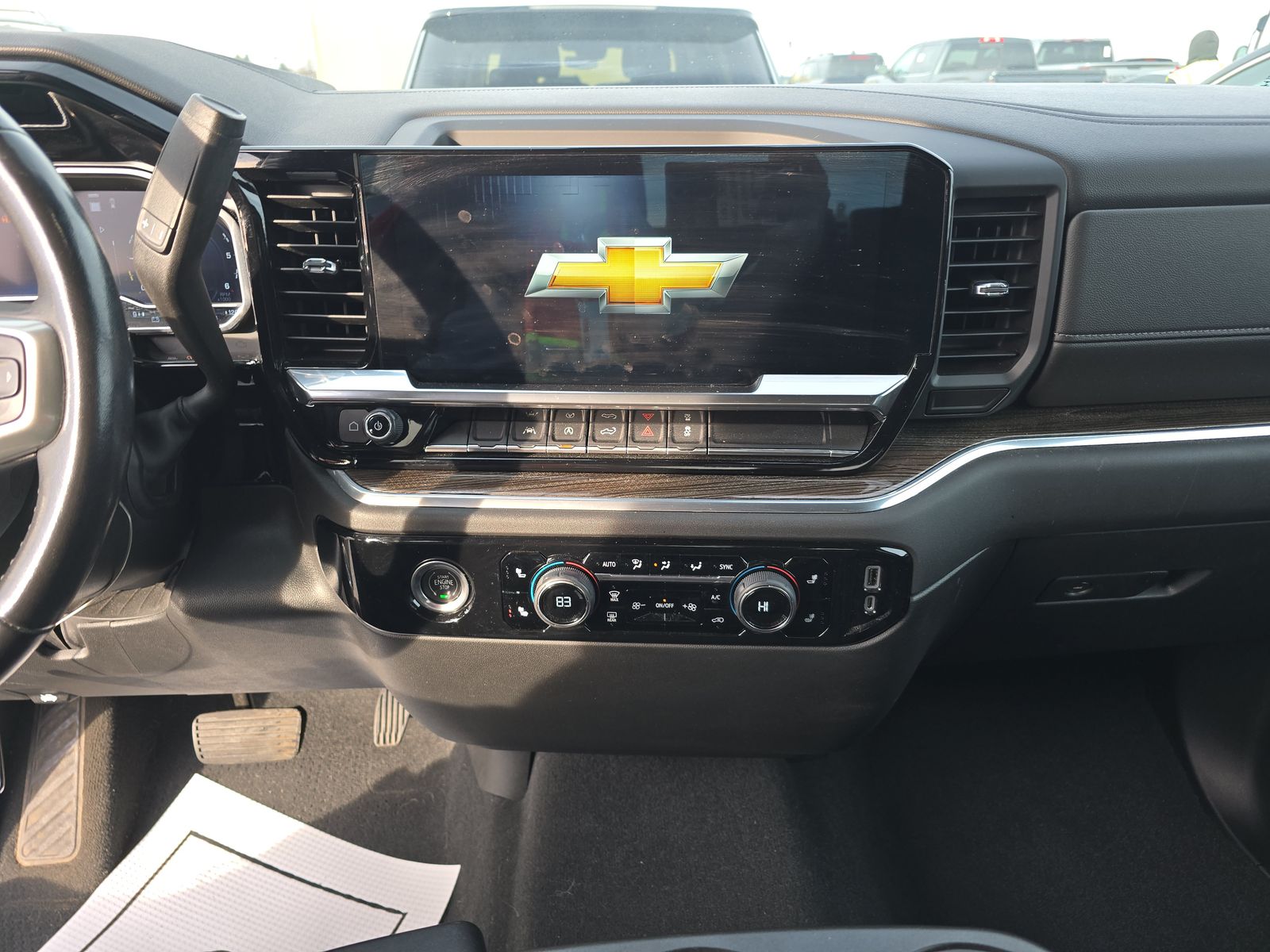 2022 Chevrolet Silverado 1500 LT AWD