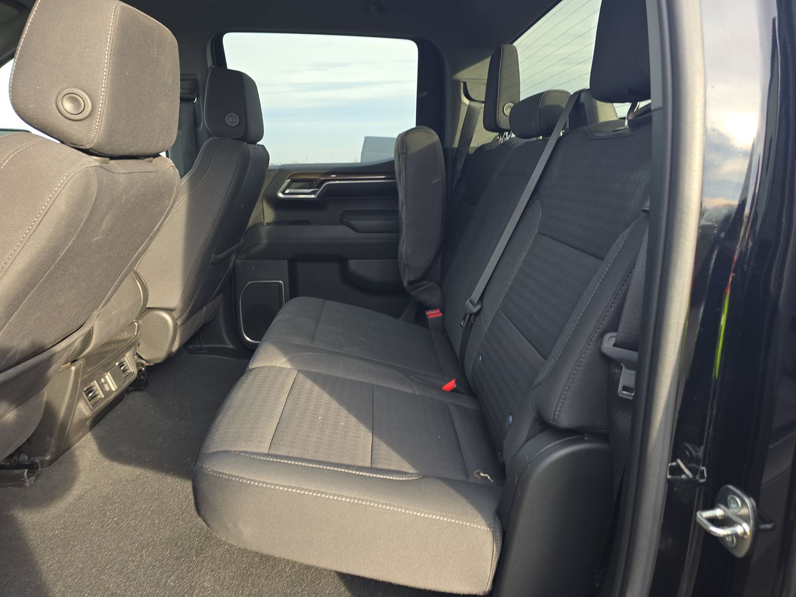 2022 Chevrolet Silverado 1500 LT AWD