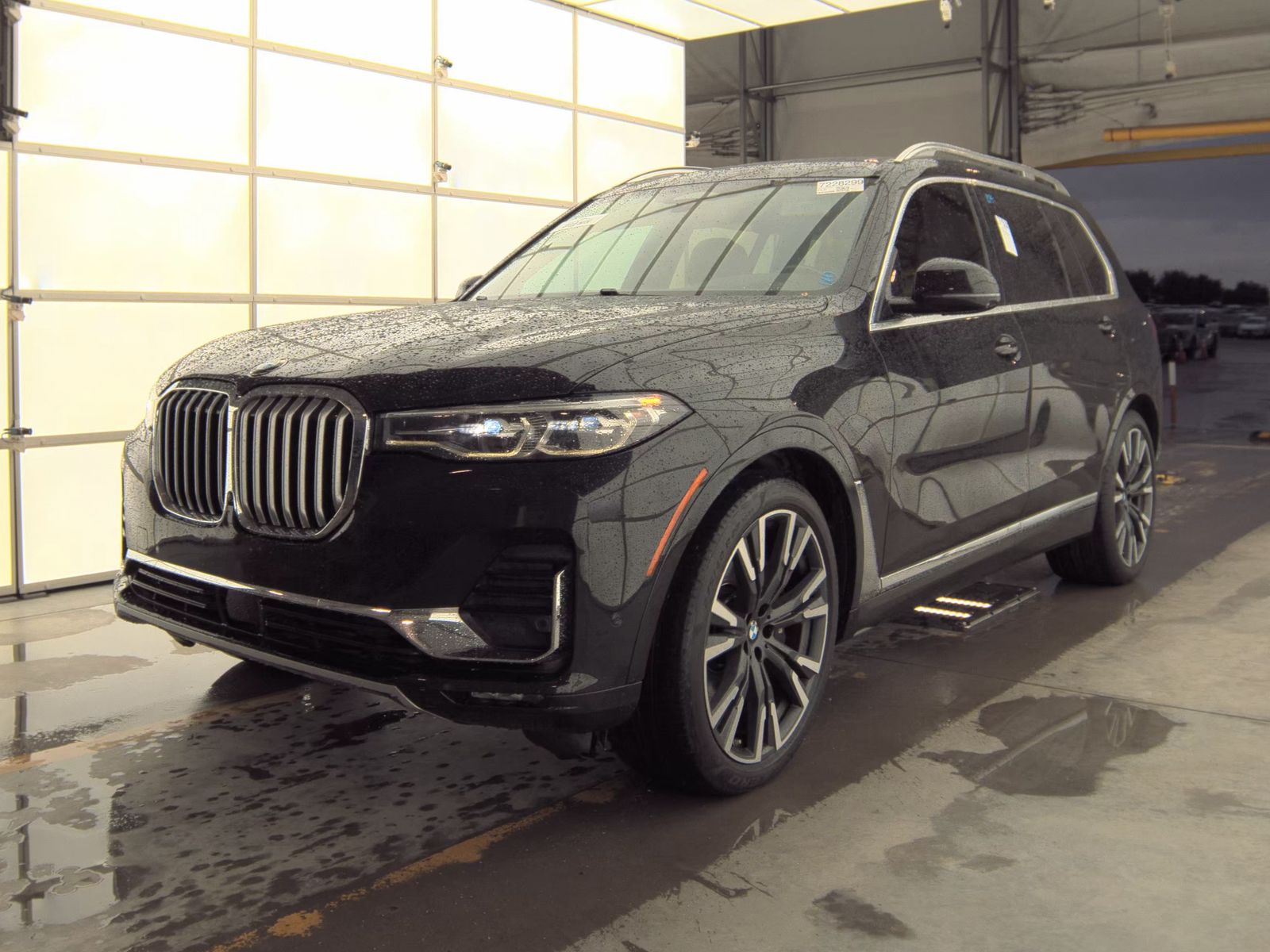 2022 BMW X7 xDrive40i AWD