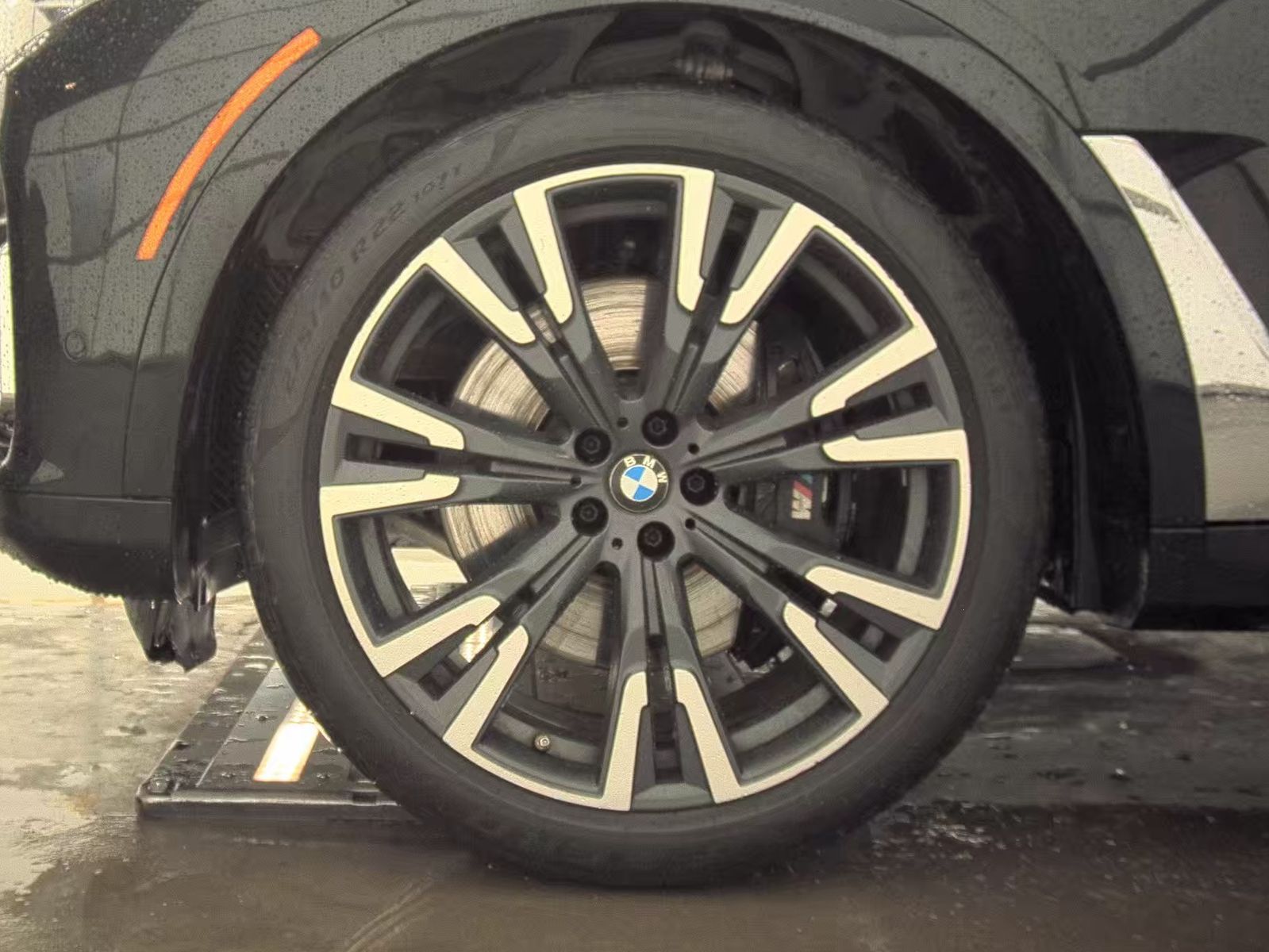 2022 BMW X7 xDrive40i AWD