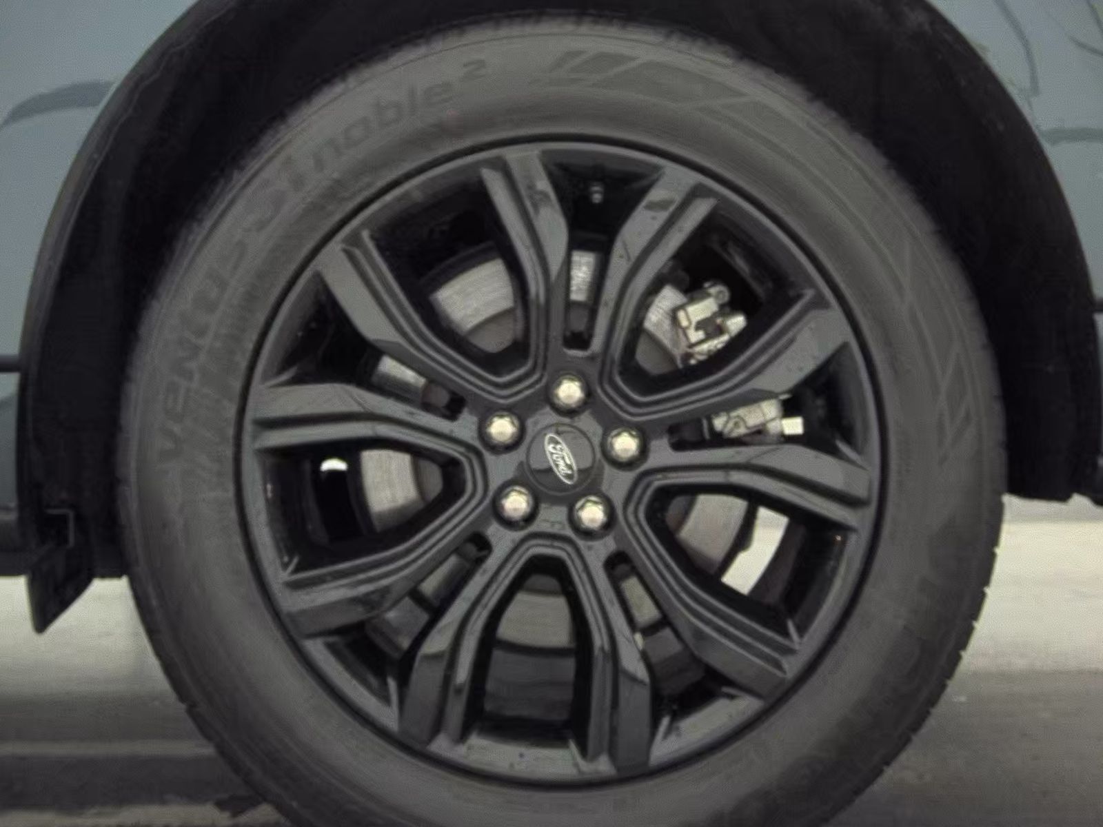 2023 Ford Edge SE AWD