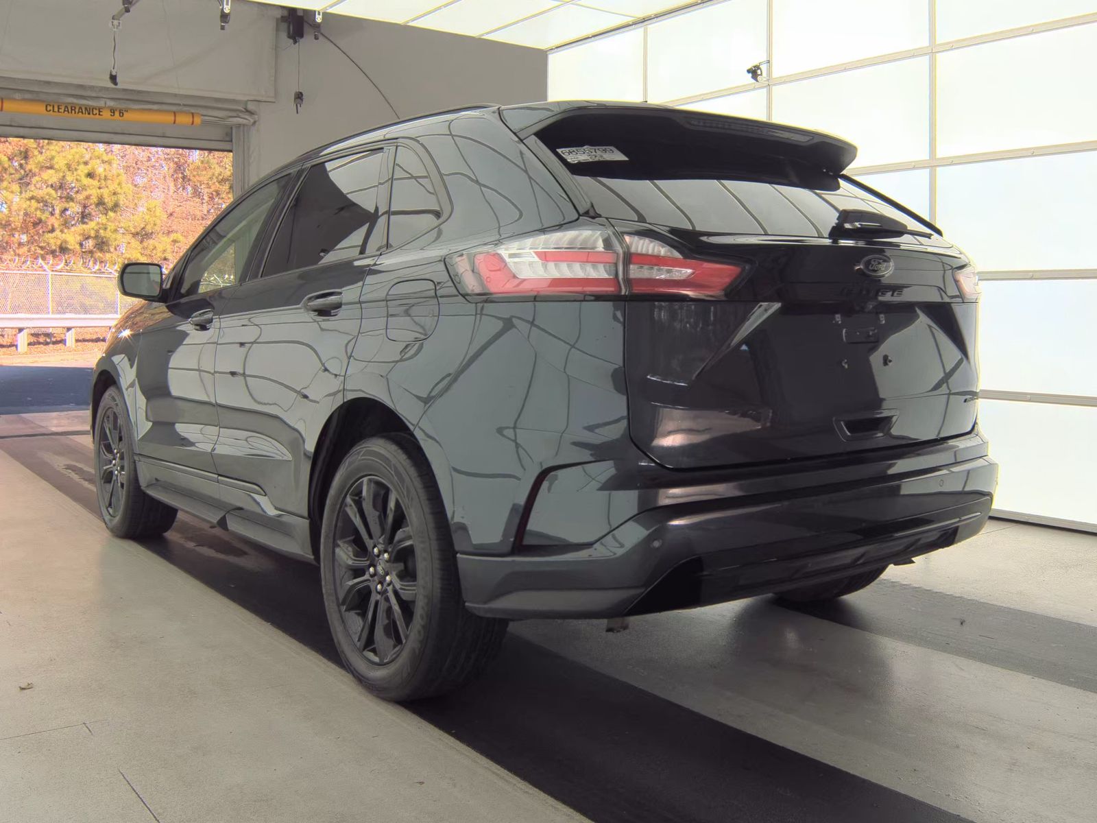 2023 Ford Edge SE AWD