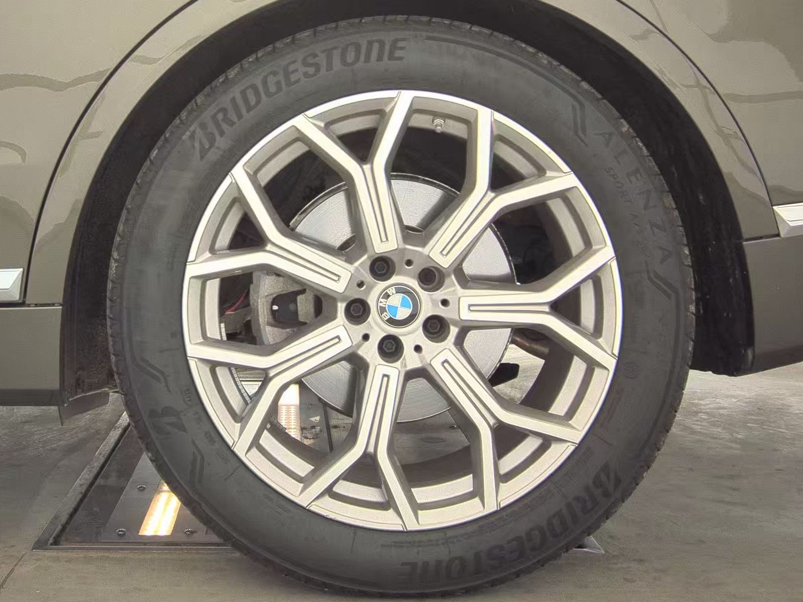 2024 BMW X7 xDrive40i AWD