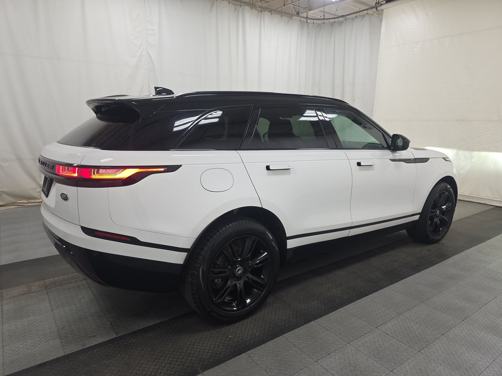 2023 Land Rover Range Rover Velar R-Dynamic S AWD