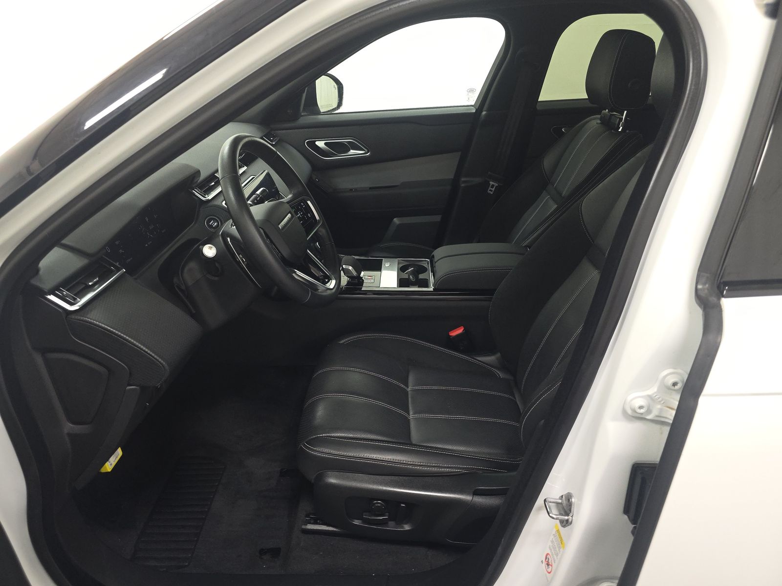 2023 Land Rover Range Rover Velar R-Dynamic S AWD