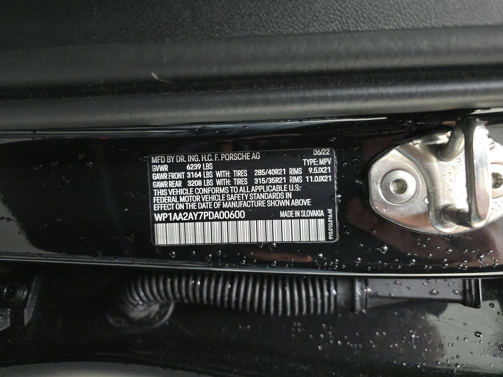 2023 Porsche Cayenne Platinum Edition AWD