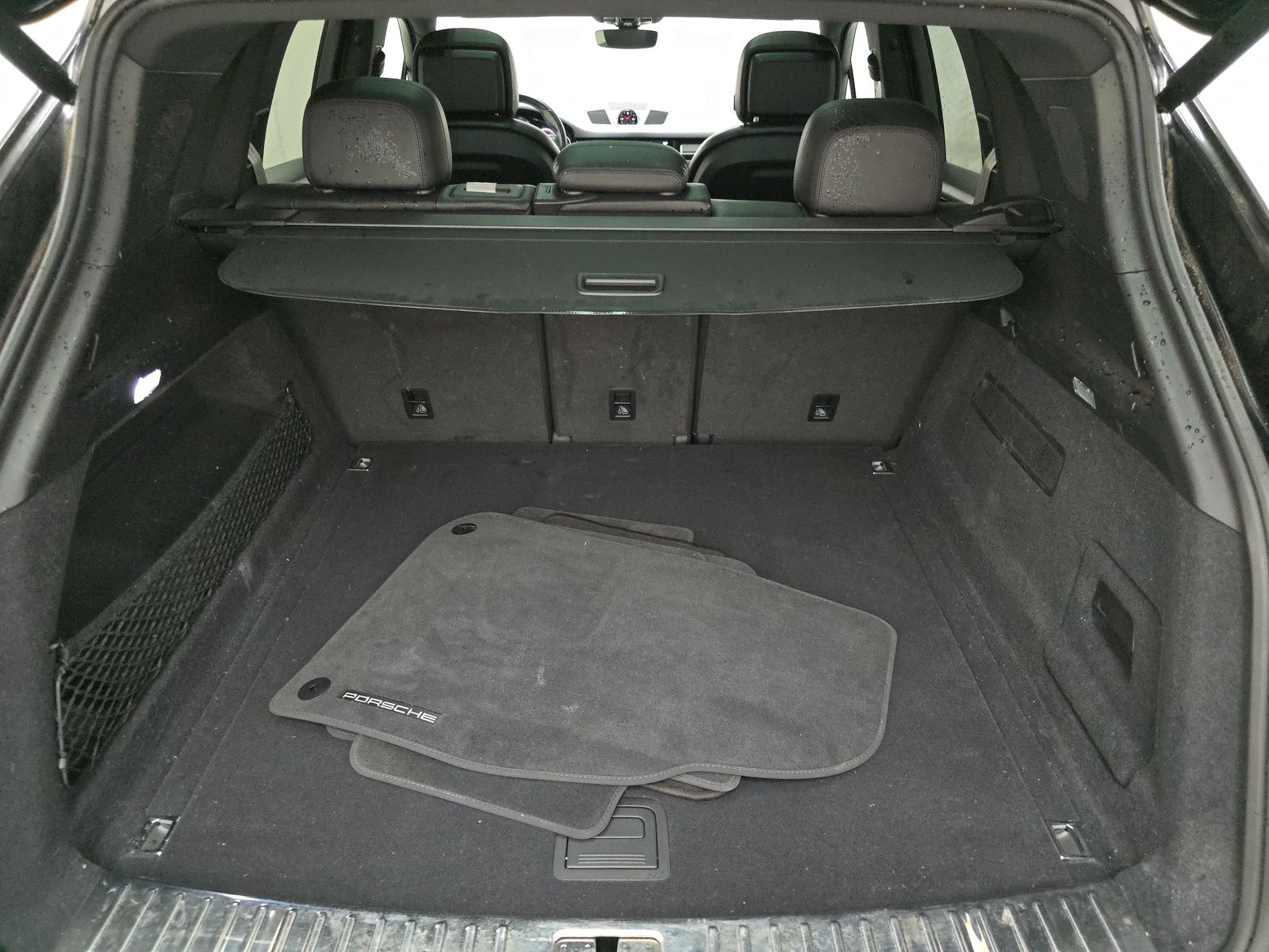 2023 Porsche Cayenne Platinum Edition AWD