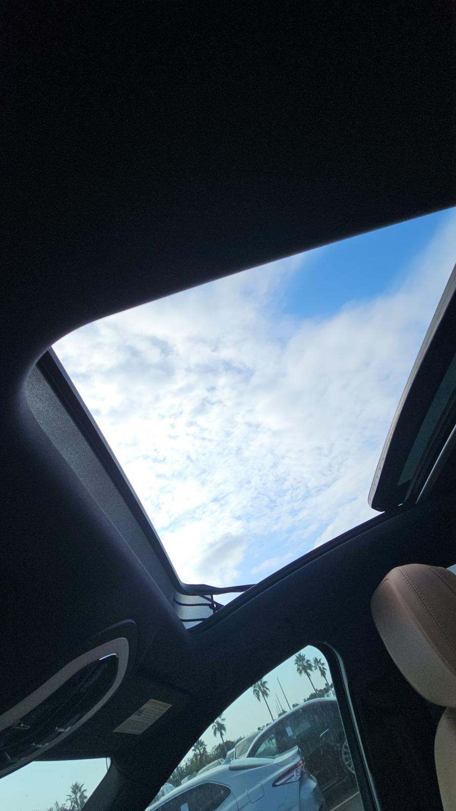 2023 Porsche Macan Base AWD