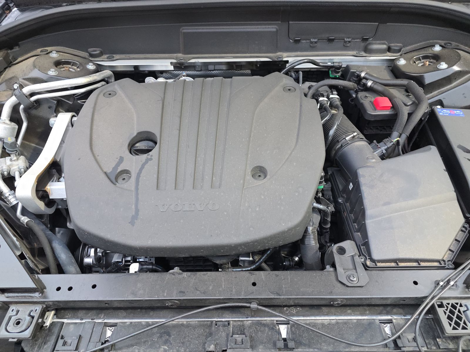 2025 Volvo XC60 B5 Plus AWD