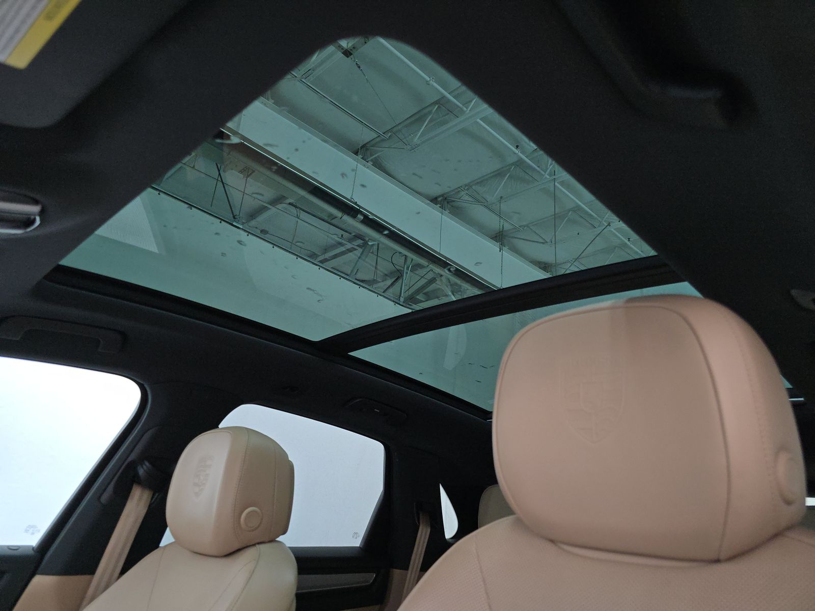 2023 Porsche Cayenne Platinum Edition AWD