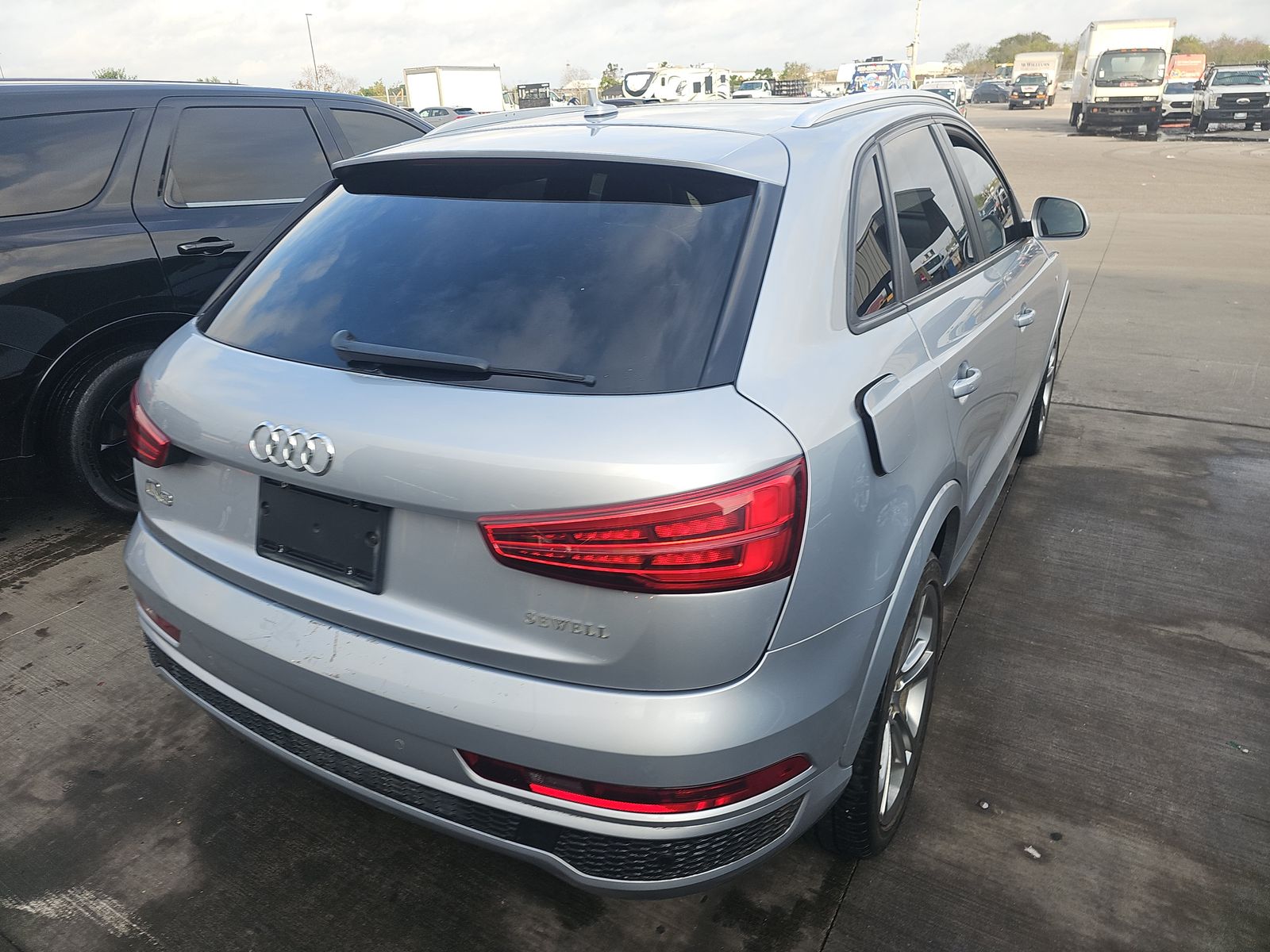 2018 Audi Q3 2.0T Sport Premium FWD
