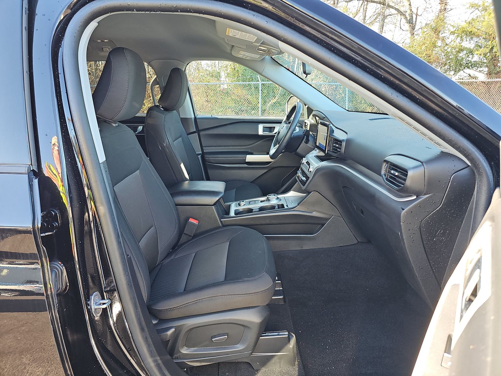 2022 Ford Explorer XLT AWD