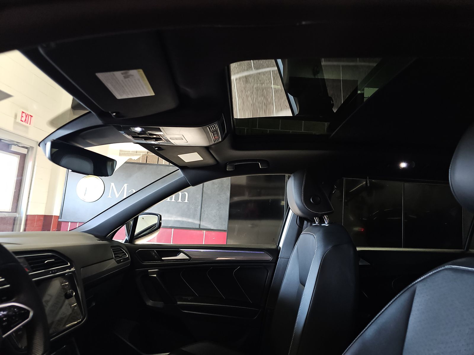 2022 Volkswagen Tiguan 2.0T SE R-Line Black AWD