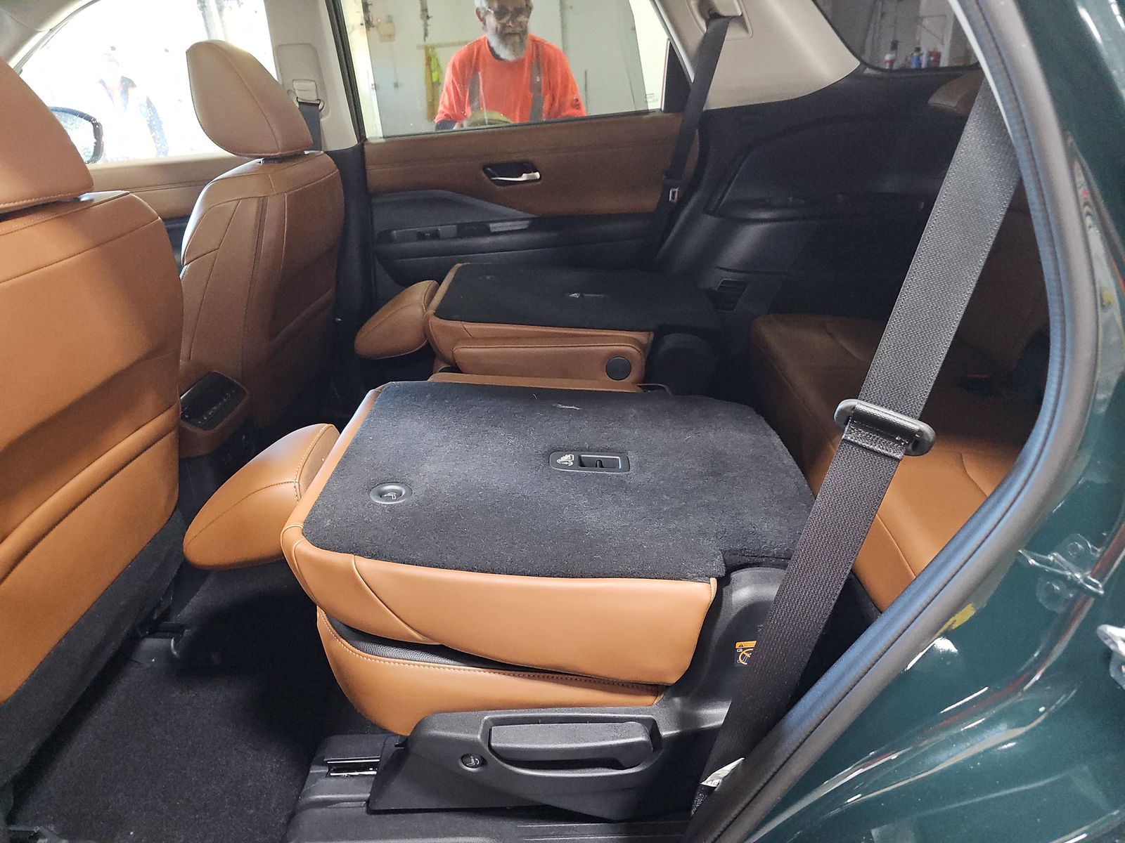 2024 Nissan Pathfinder Platinum FWD