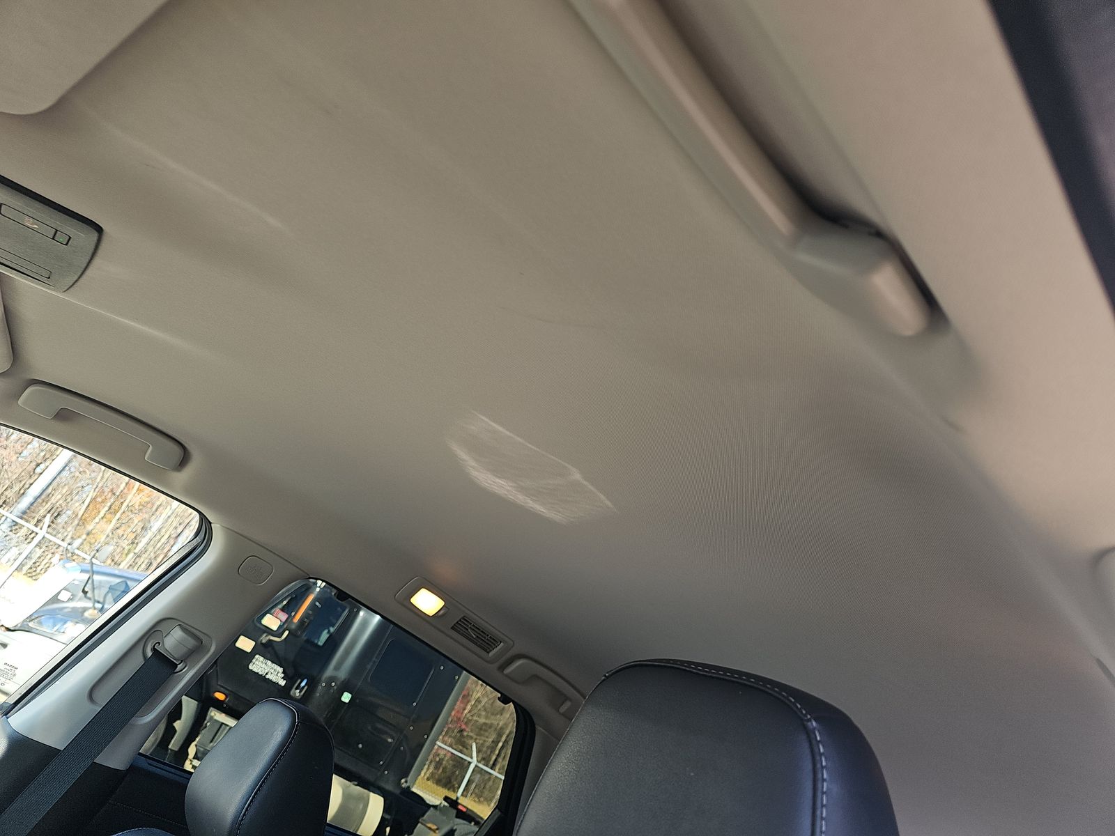 2025 Nissan Pathfinder SL FWD