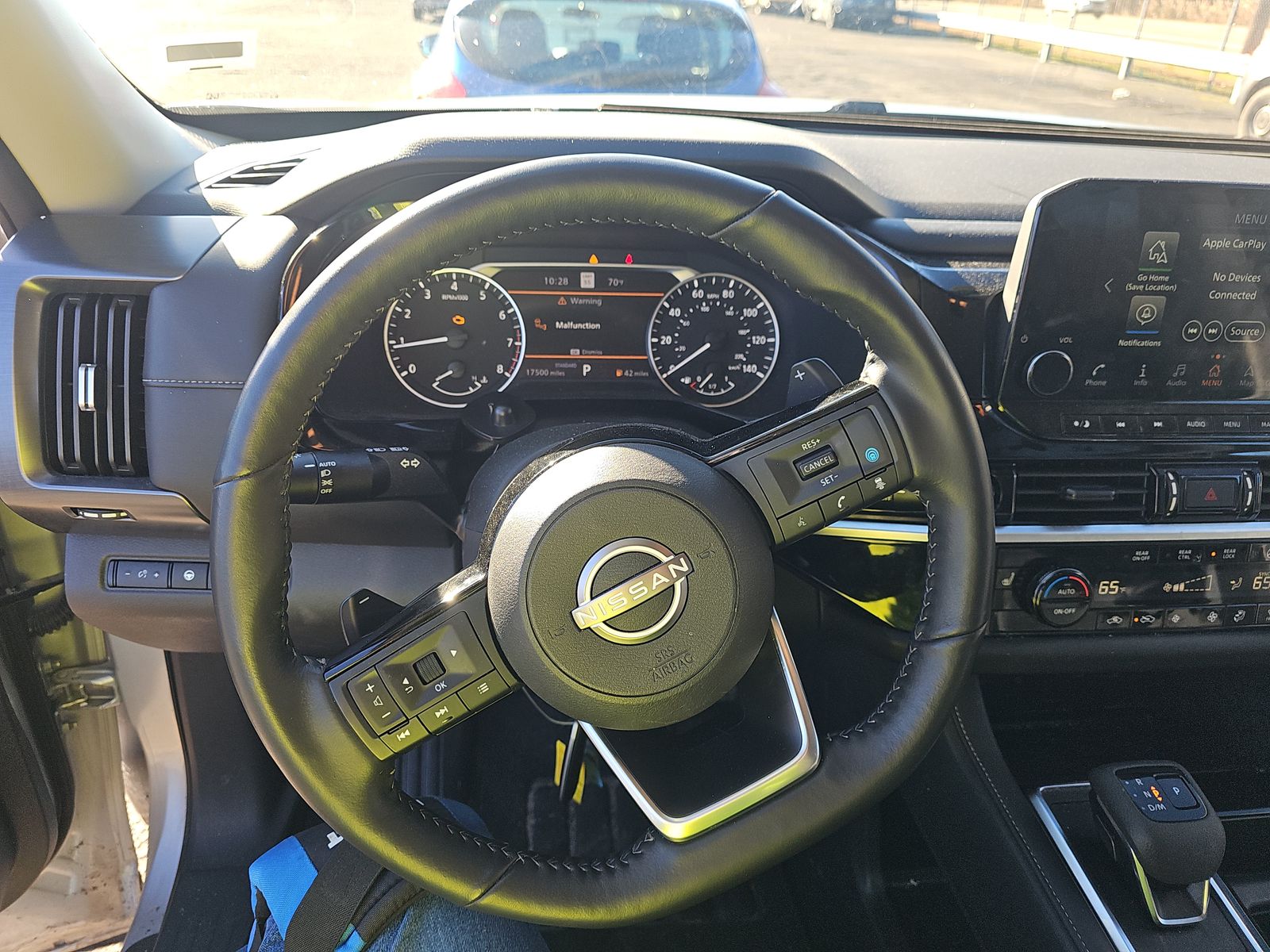 2025 Nissan Pathfinder SL FWD