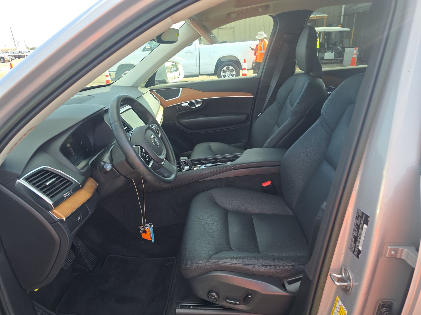 2023 Volvo XC90 B6 Core AWD