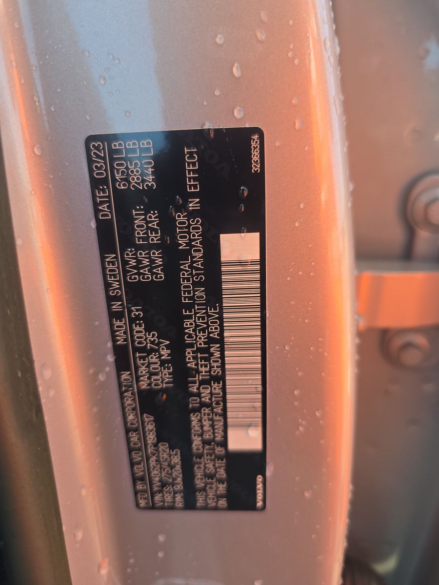 2023 Volvo XC90 B6 Core AWD