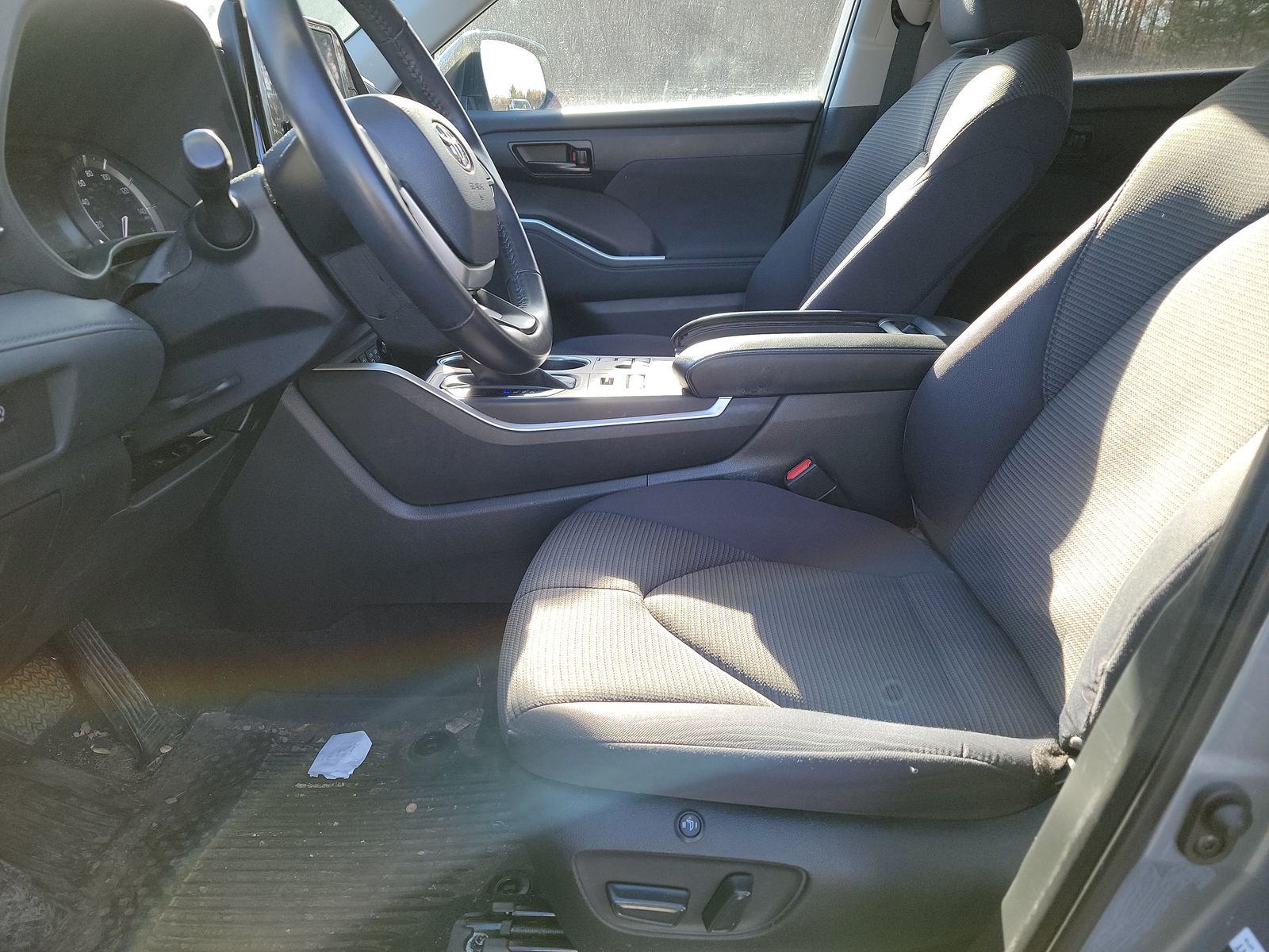 2023 Toyota Highlander LE AWD