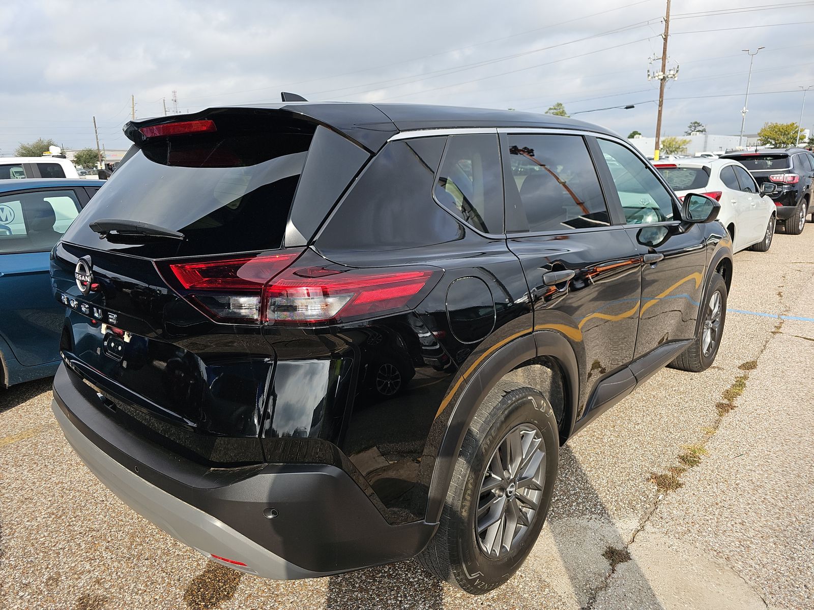 2023 Nissan Rogue S FWD