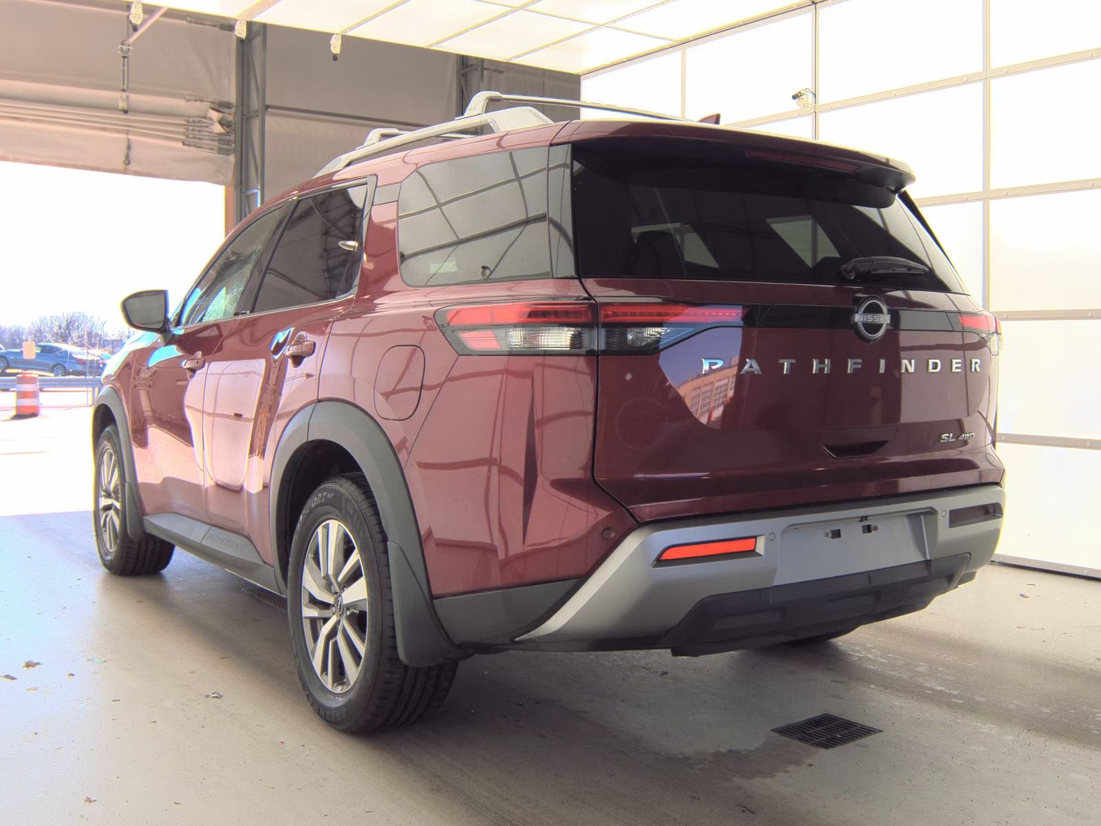 2022 Nissan Pathfinder SL AWD