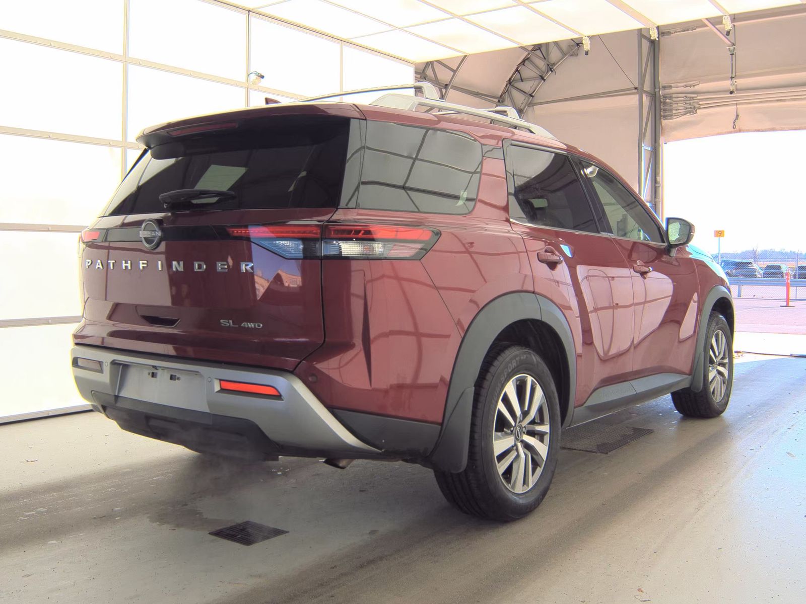 2022 Nissan Pathfinder SL AWD