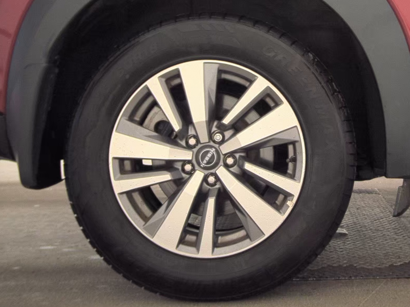 2022 Nissan Pathfinder SL AWD