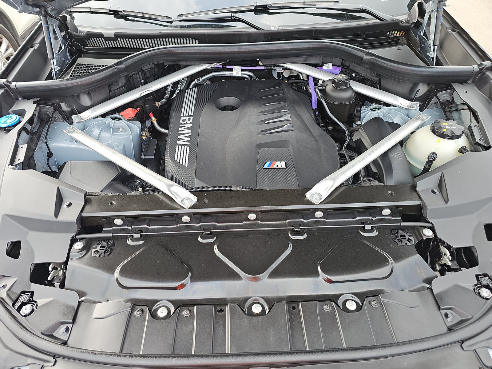 2025 BMW X6 xDrive40i AWD