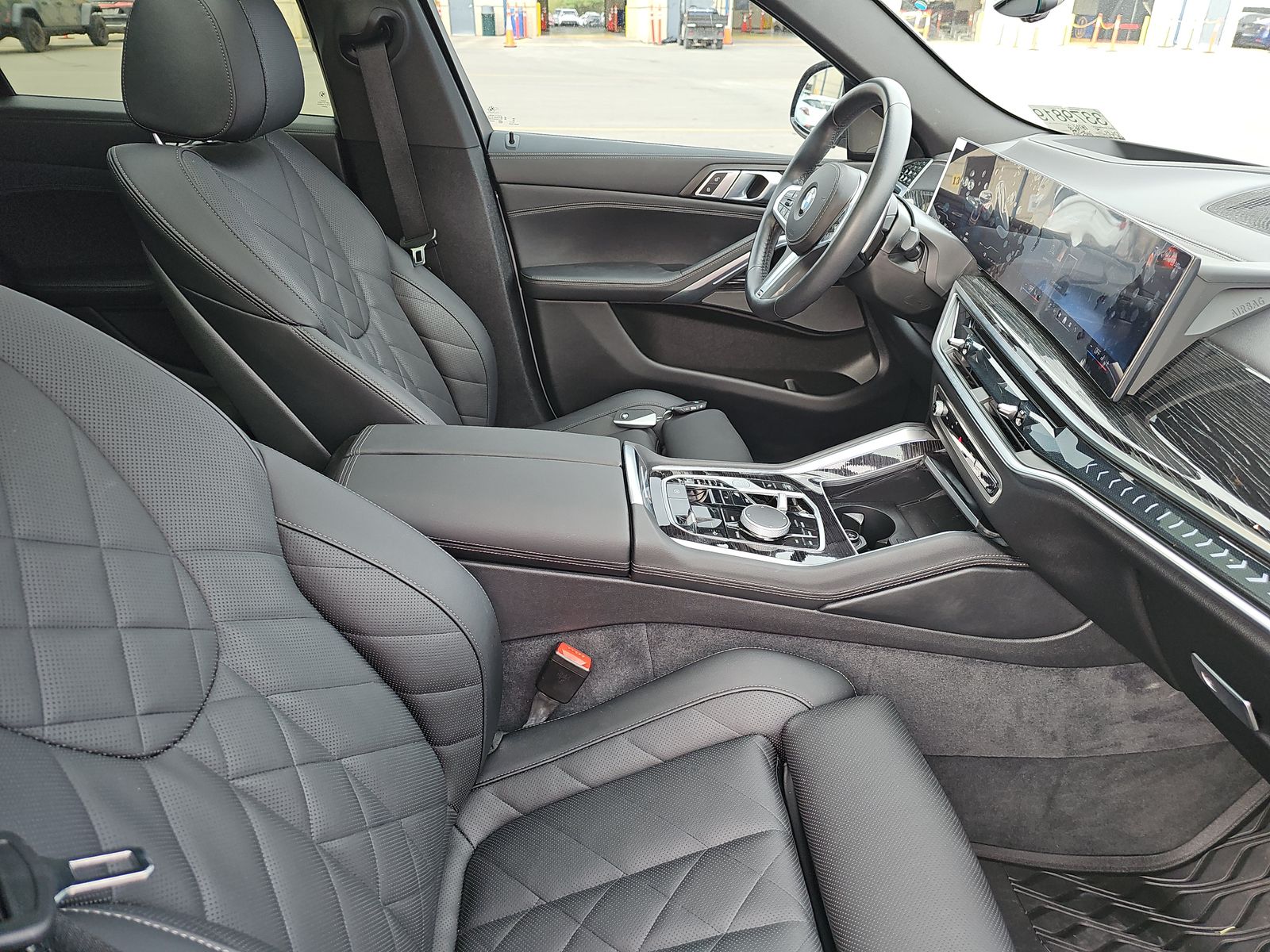 2025 BMW X6 xDrive40i AWD