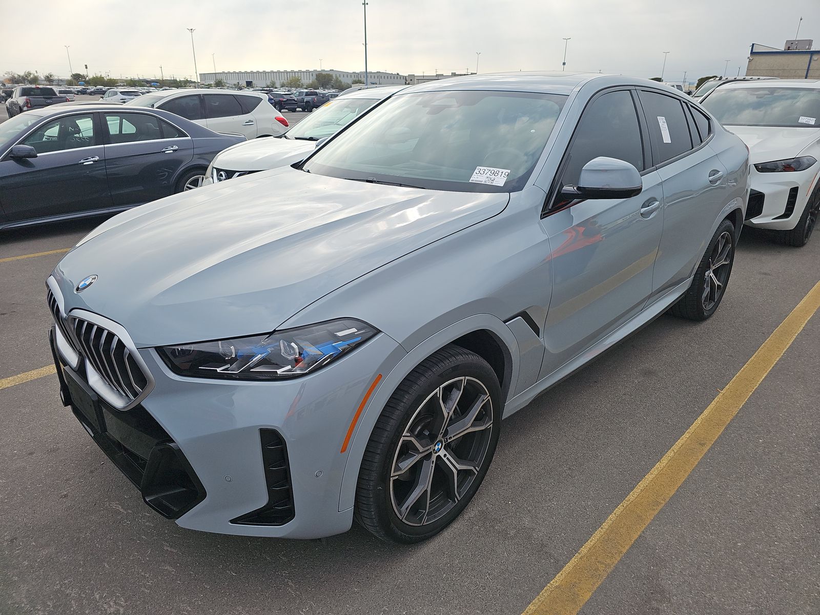 2025 BMW X6 xDrive40i AWD